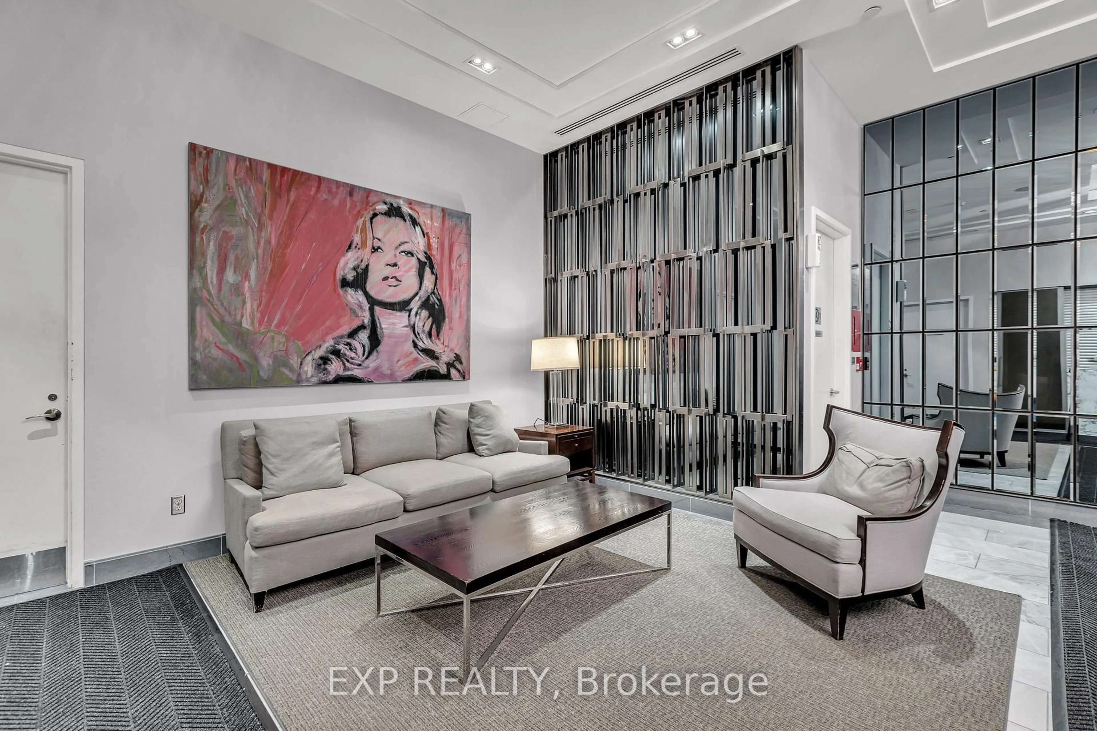Unknown for 300 Lisgar St #812, Ottawa Ontario K2P 0E2