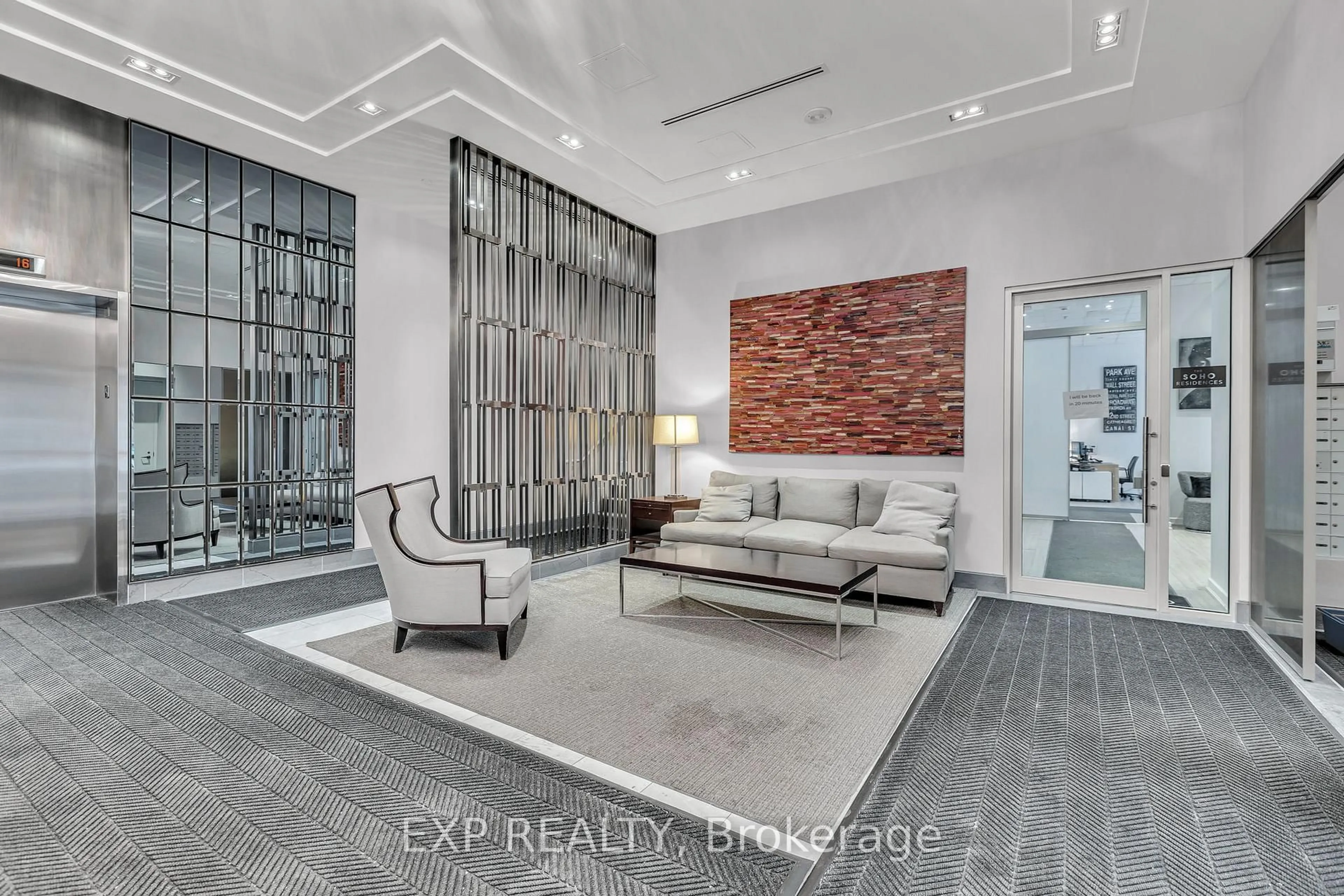 Unknown for 300 Lisgar St #812, Ottawa Ontario K2P 0E2