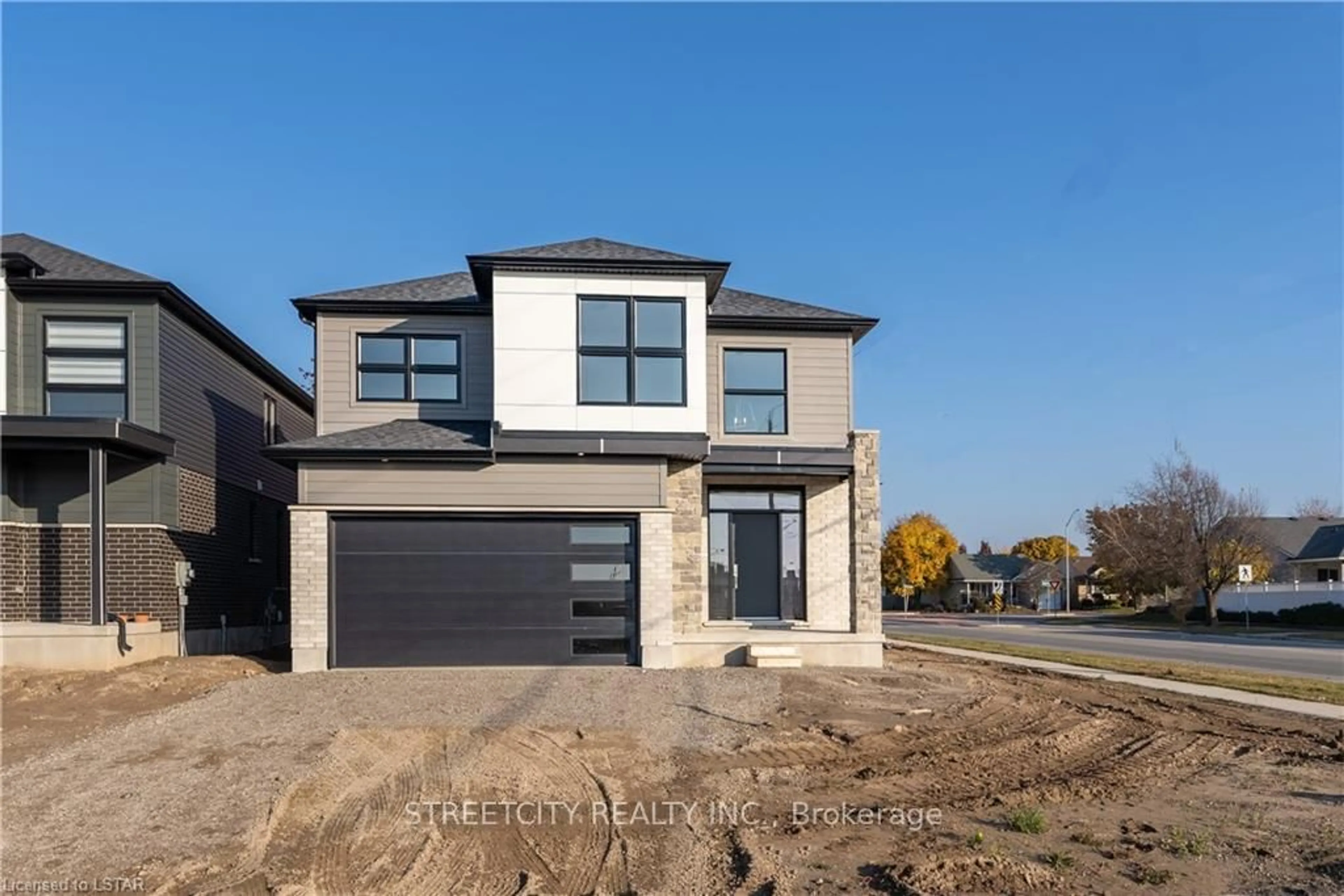 Home with brick exterior material, street for 2 WELCH Crt, St. Thomas Ontario N5R 0M1