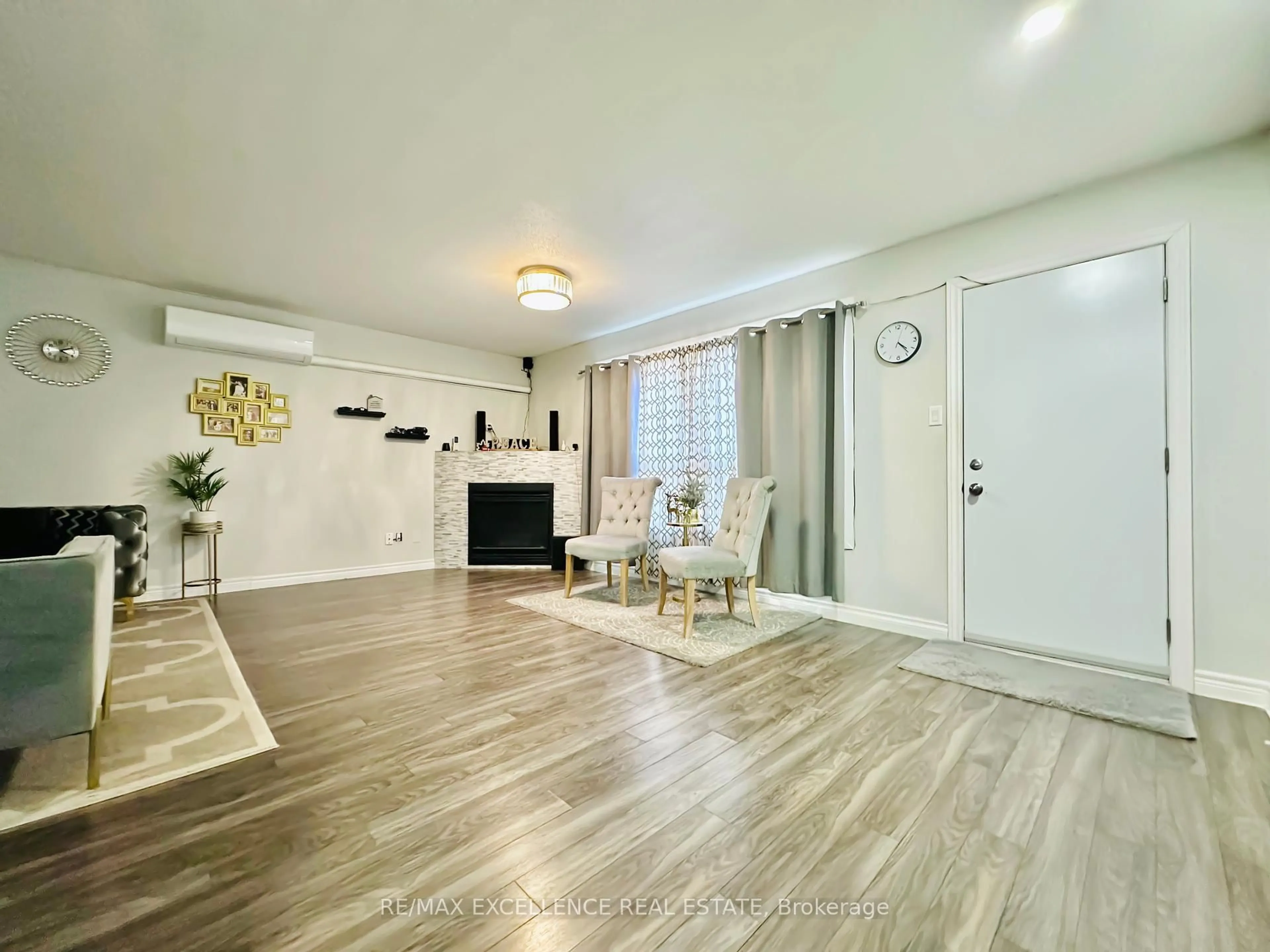 Unknown for 450 POND MILLS Rd #24, London South Ontario N5Z 4X2