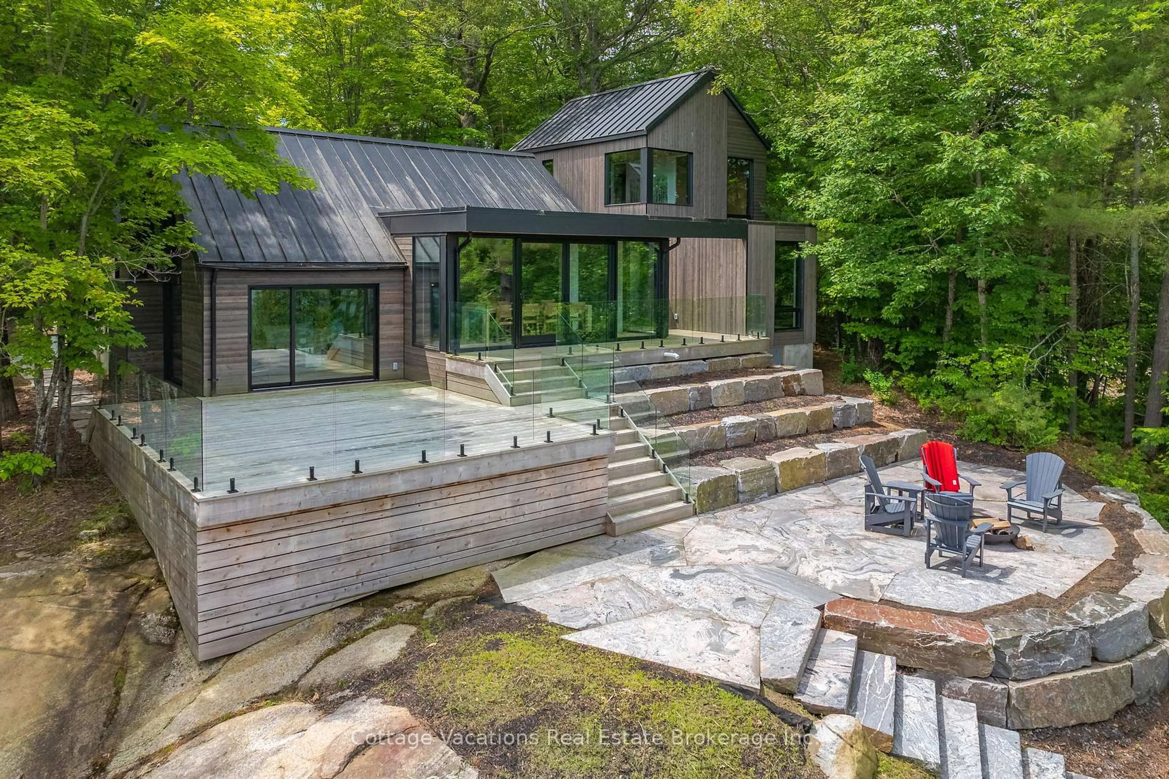 Patio, unknown for 1053 Brackenrig Rd #2, Muskoka Lakes Ontario P0B 1M0