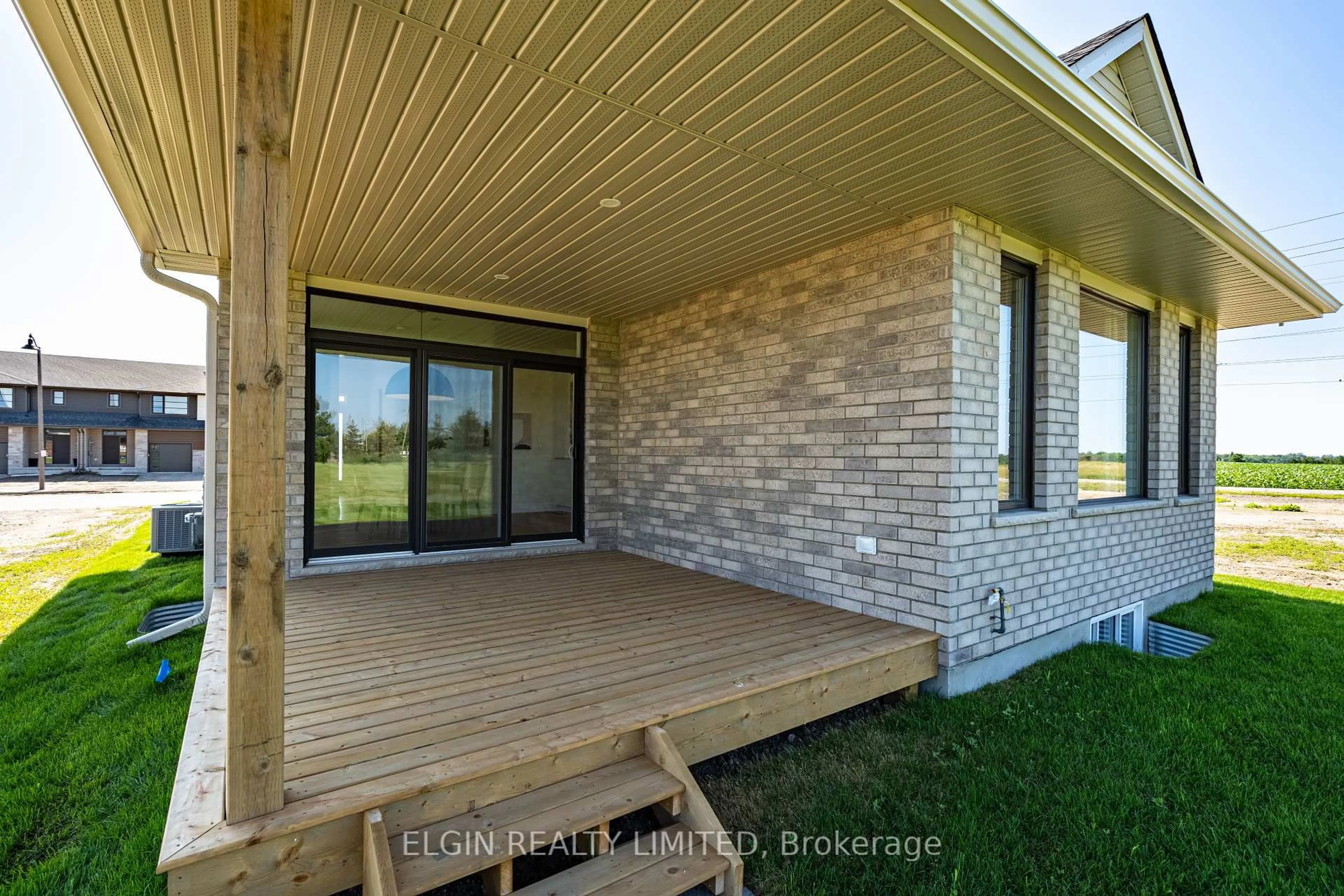 Unknown for 260 Renaissance Dr, St. Thomas Ontario N5R 0P9
