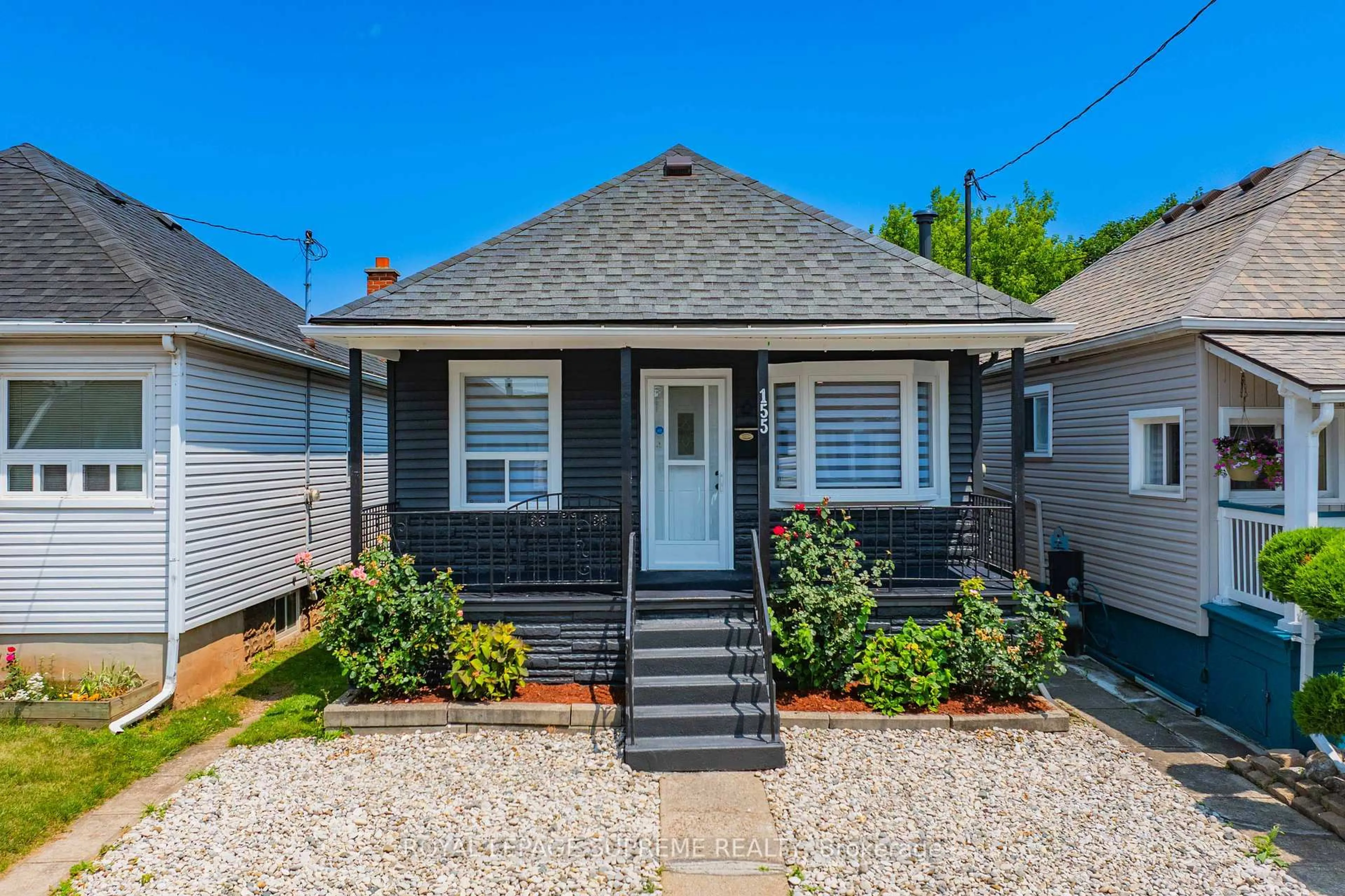 Home with vinyl exterior material, street for 155 Hope Ave, Hamilton Ontario L8H 2E7