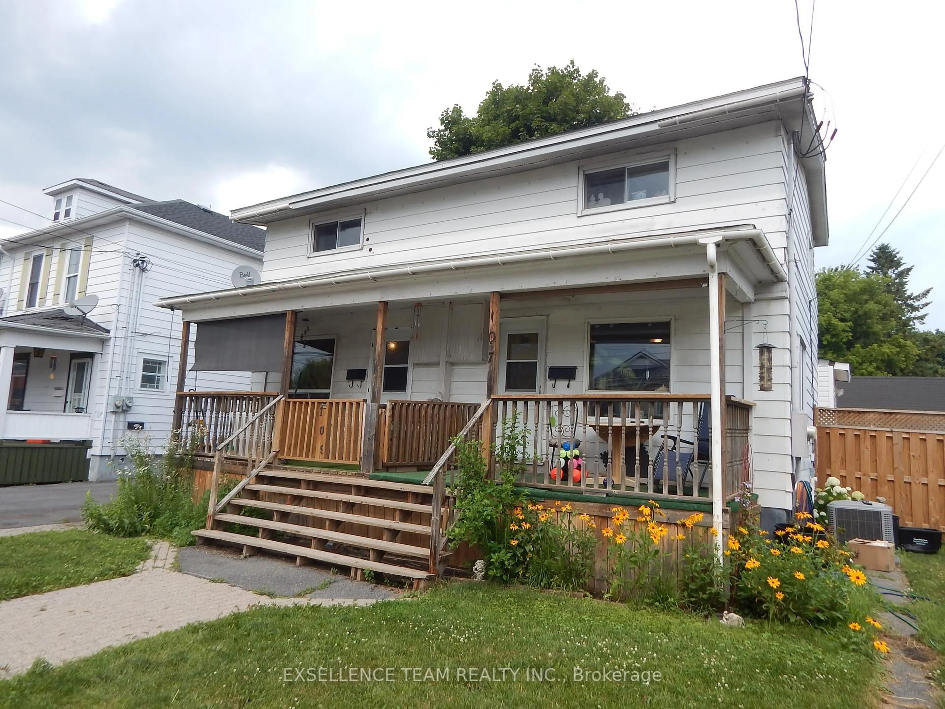 Unknown for 107-109 Cumberland St, Cornwall Ontario K6J 4H4