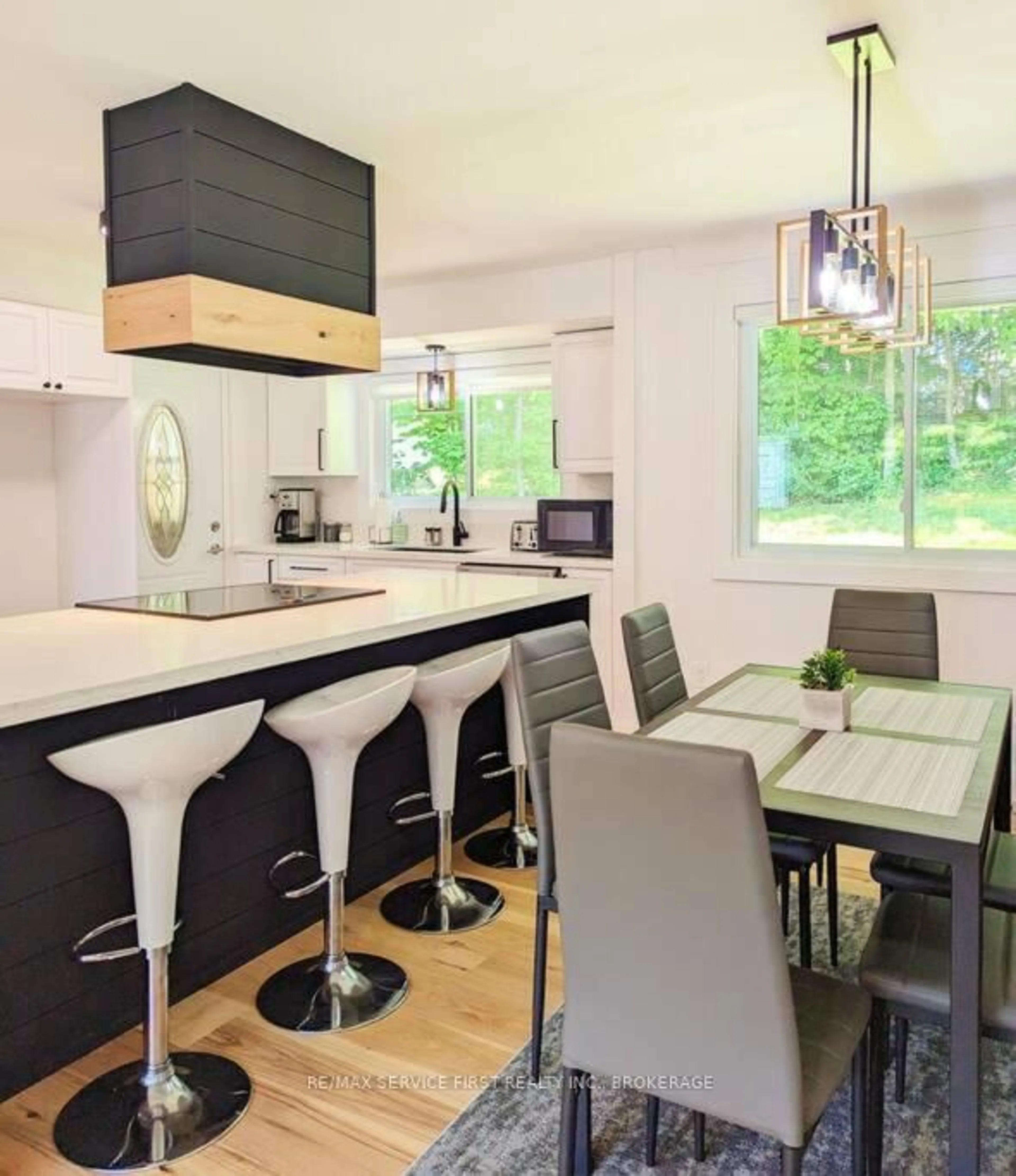 Contemporary kitchen, unknown for 1209 Lincoln Dr, Kingston Ontario K7M 4Z9