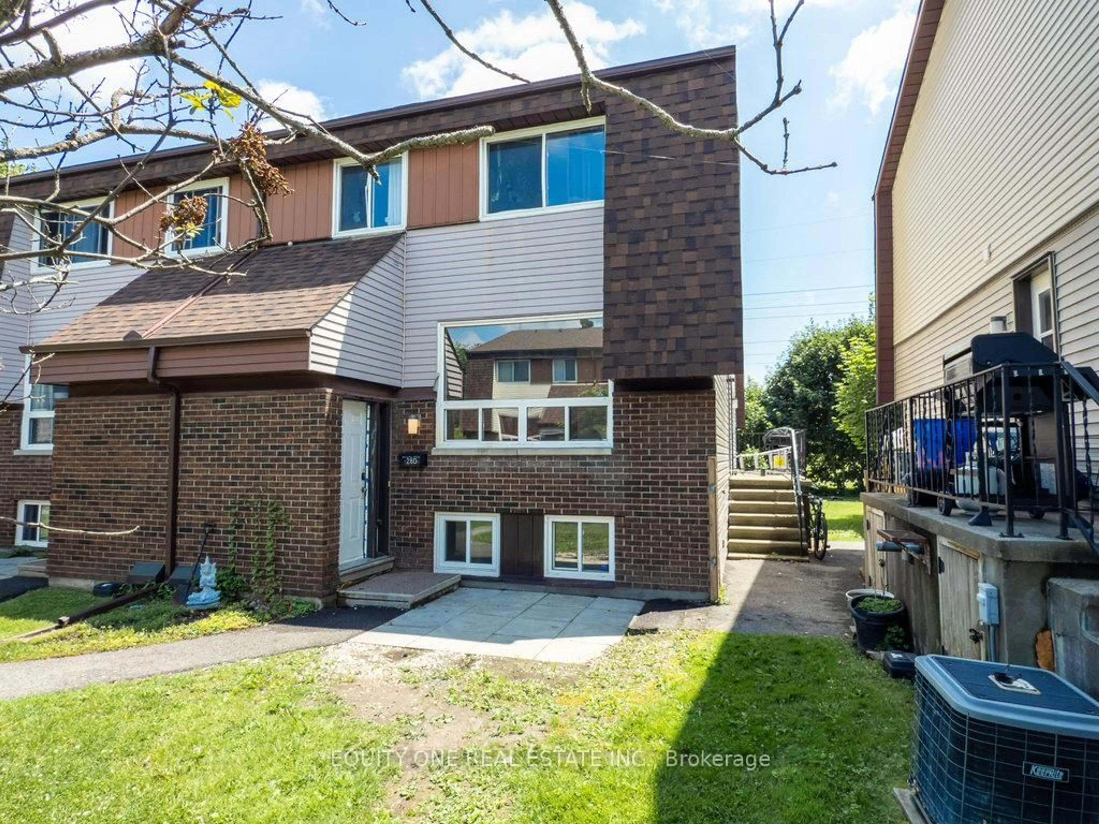 A pic from outside/outdoor area/front of a property/back of a property/a pic from drone, street for 28D Woodvale Green, Ottawa Ontario K2G 4H4
