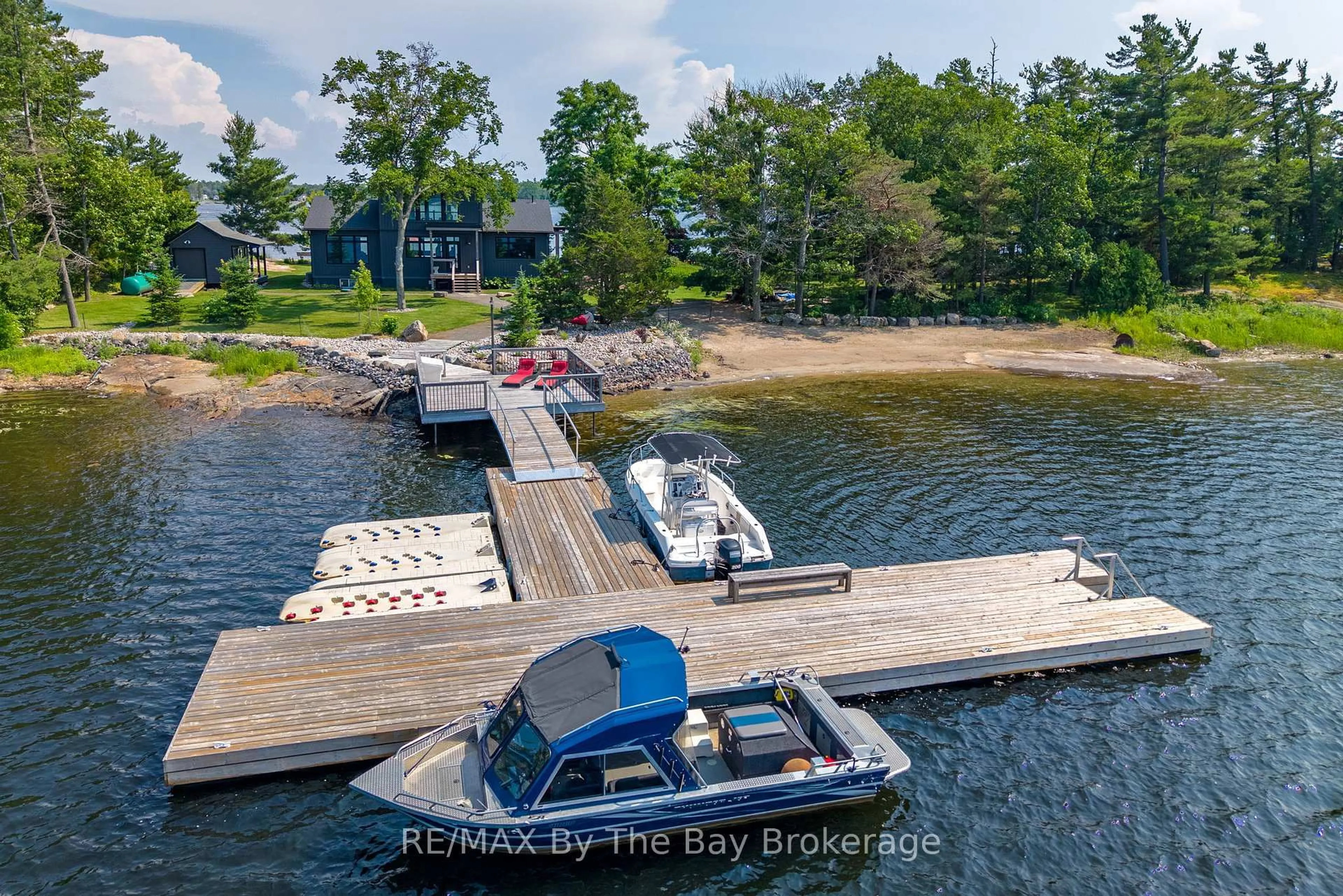 A pic from outside/outdoor area/front of a property/back of a property/a pic from drone, water/lake/river/ocean view for 4 Island 800, Georgian Bay Ontario P0E 1E0