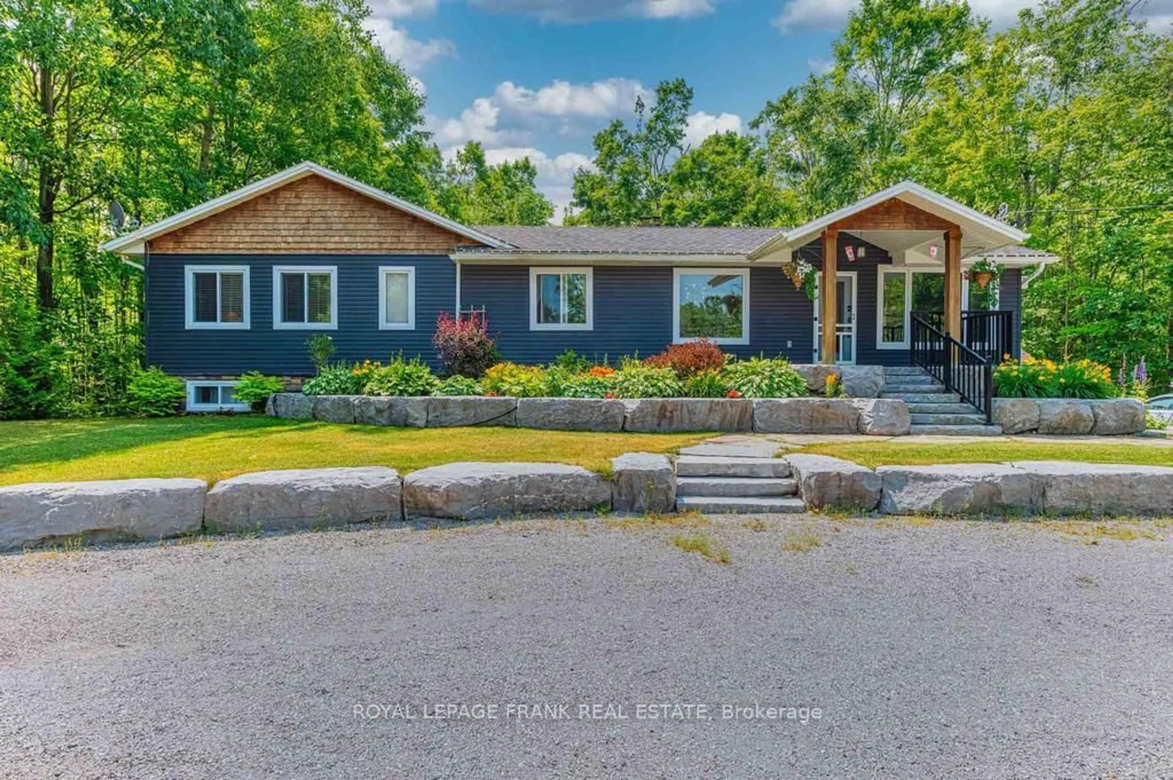 Home with vinyl exterior material, unknown for 1746 Lakehurst Rd, Trent Lakes Ontario K0L 1J0