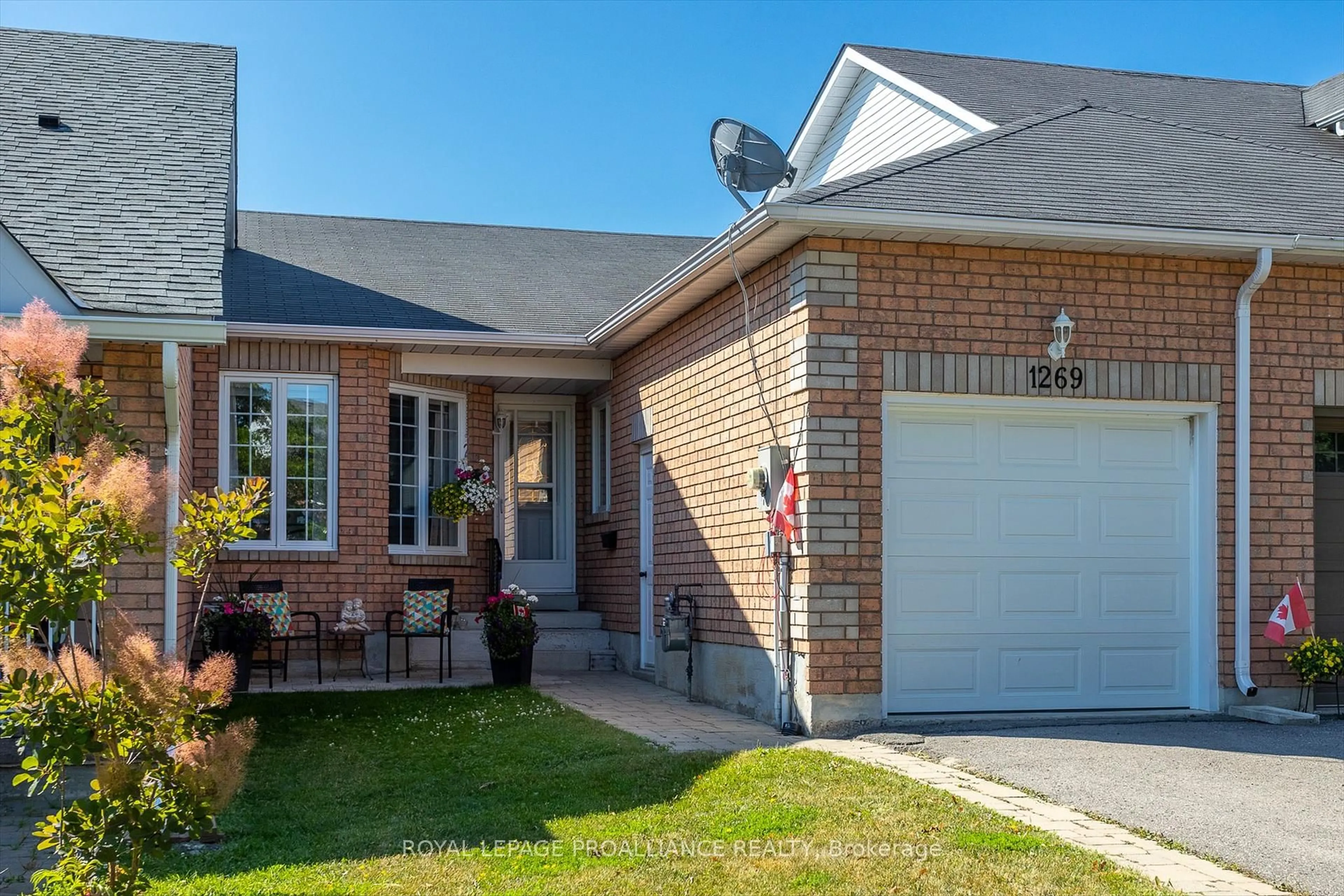 Home with brick exterior material, street for 1269 Eagle Cres, Peterborough West Ontario K9K 2K6