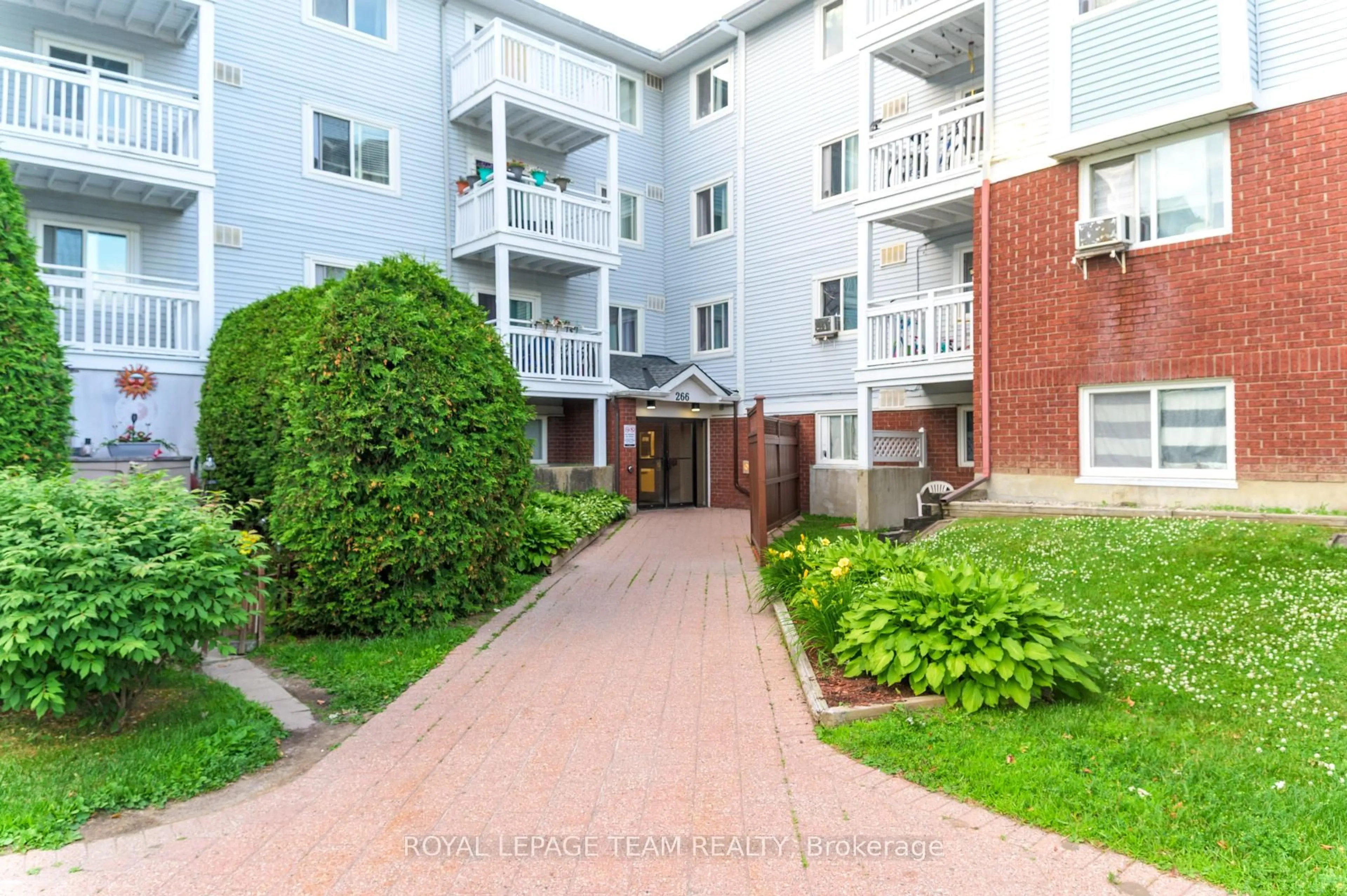 Patio, unknown for 266 LORRY GREENBERG Dr #204, Ottawa Ontario K1T 3J9