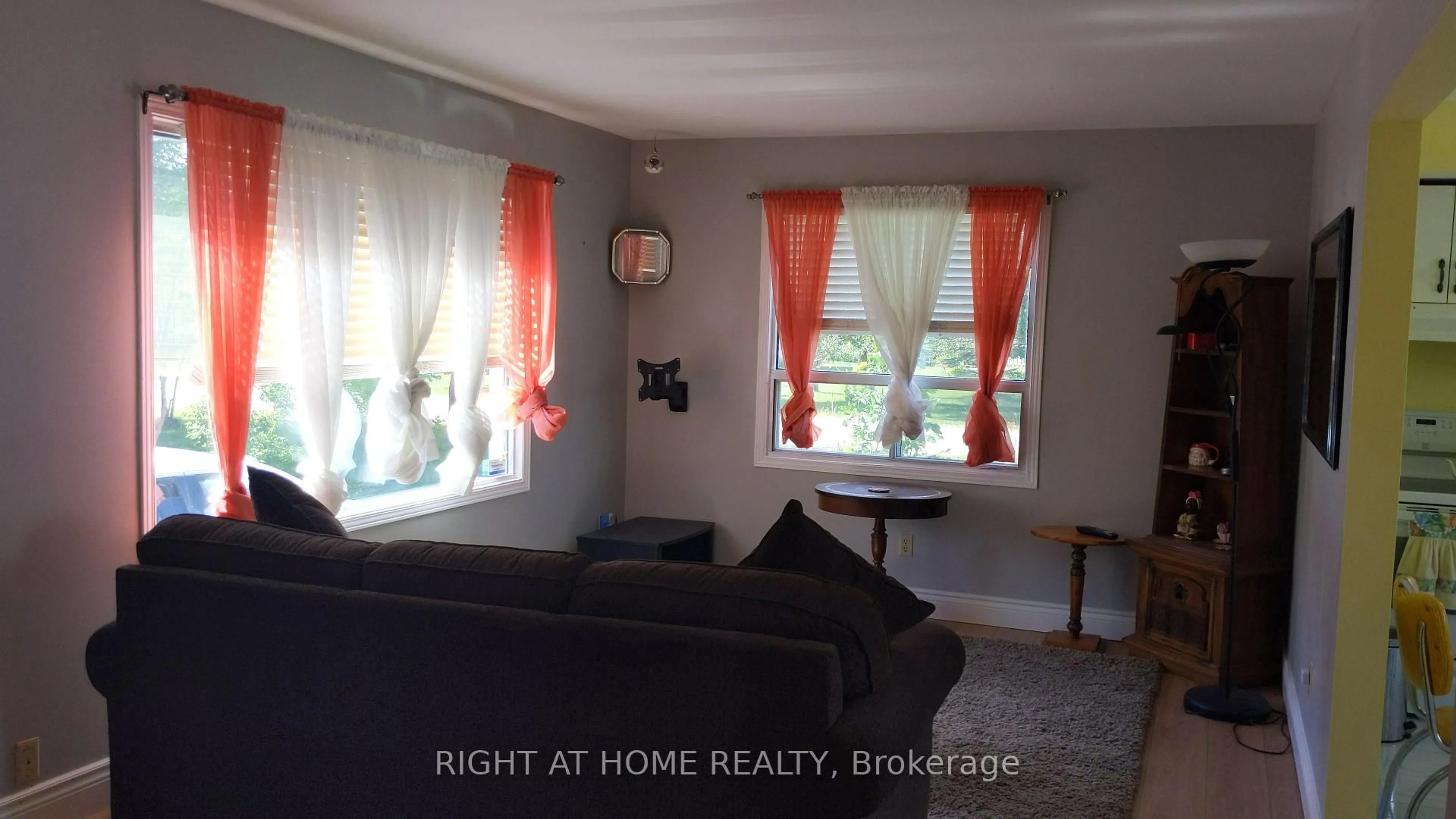 A pic of a room for 104 Meadows Dr, West Grey Ontario N4N 3B8