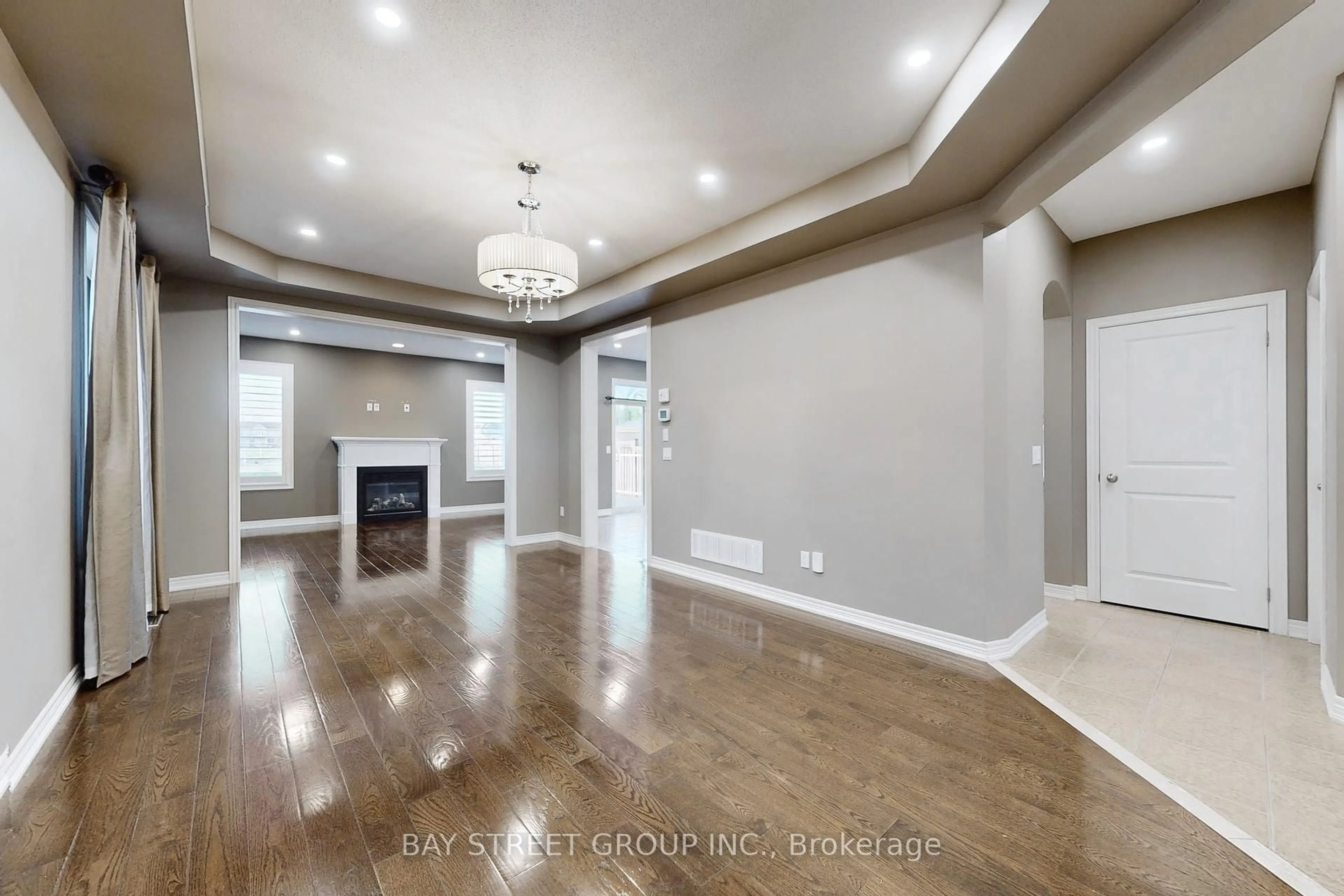 Unknown for 62 Whittington Dr, Hamilton Ontario L9K 0G8