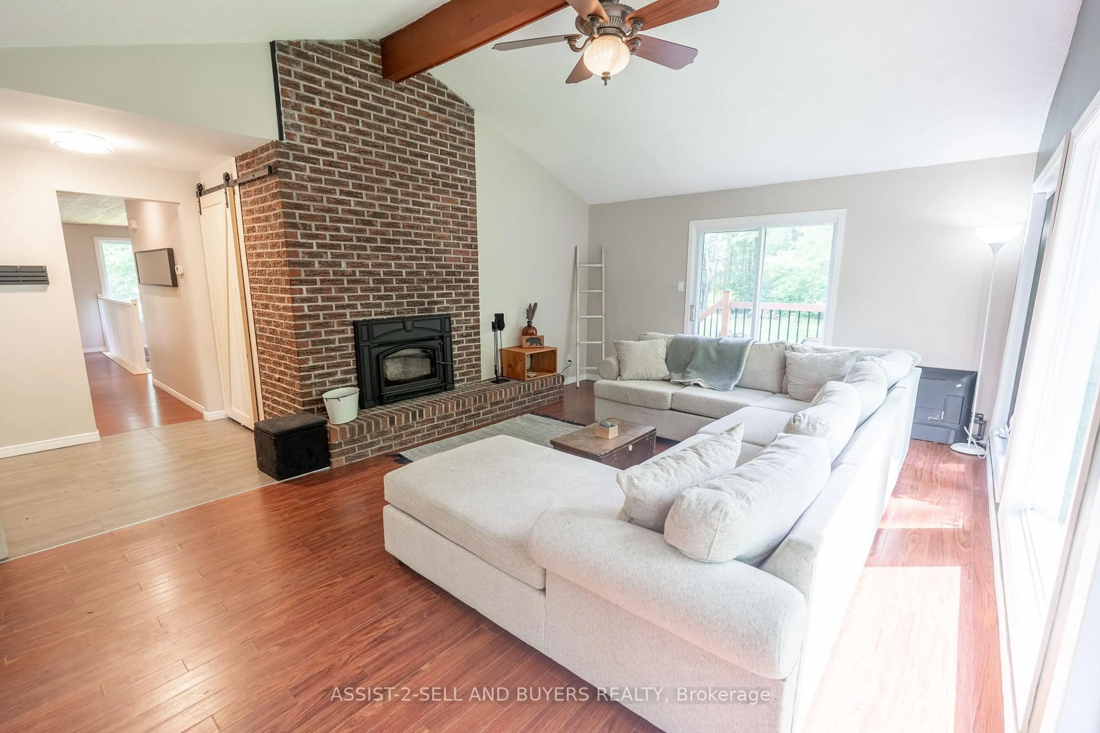 Living room with furniture, unknown for 81 Seguinbourg Rd, The Nation Ontario K0A 1M0