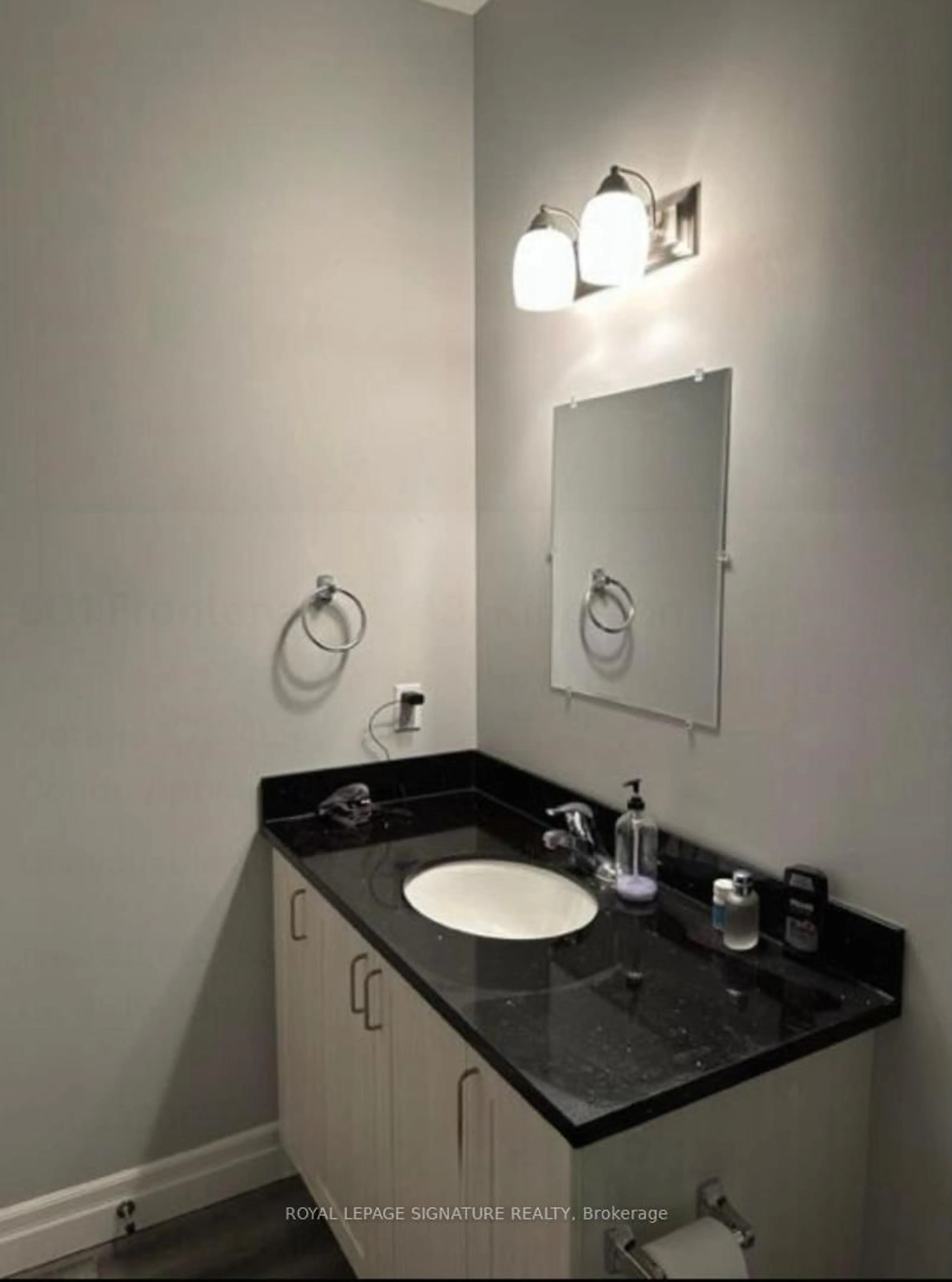 Standard bathroom, unknown for 501 frontenec St #218, Kingston Ontario K7K 4L9