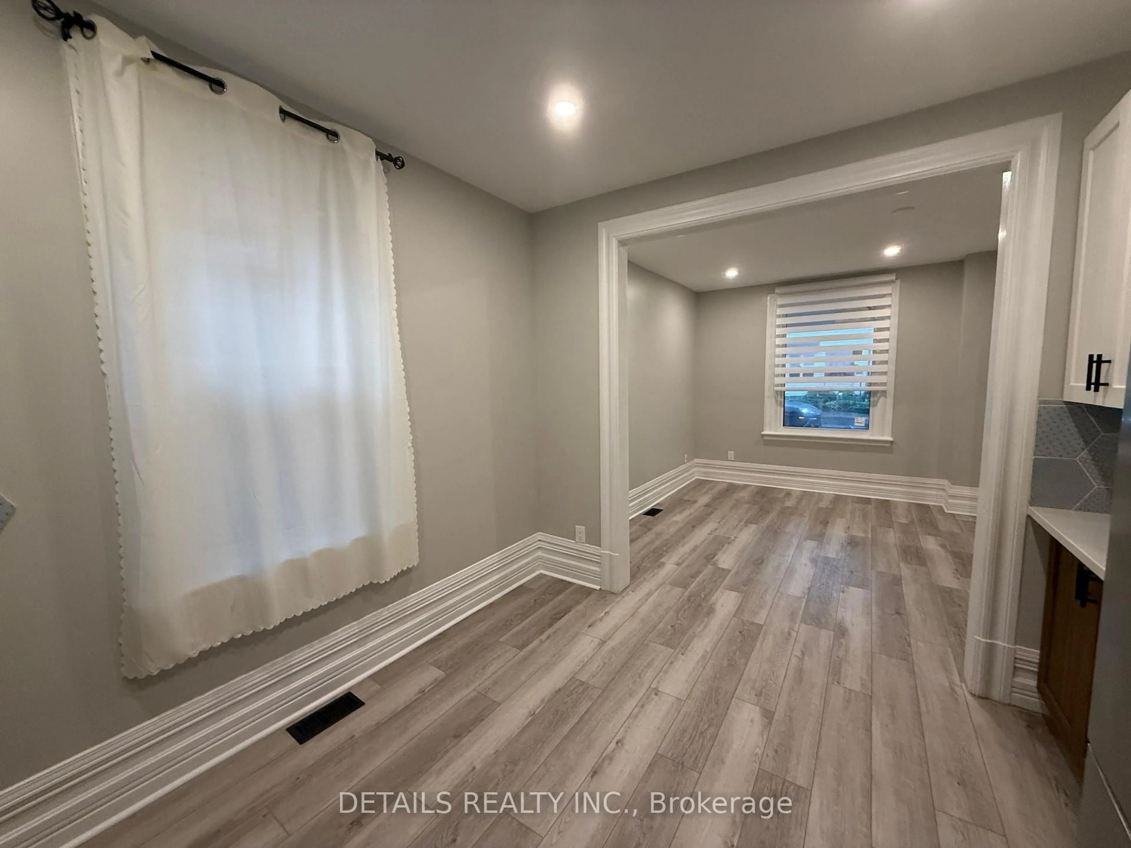 A pic of a room for 483 Parkdale Ave, Ottawa Ontario K1Y 1H7