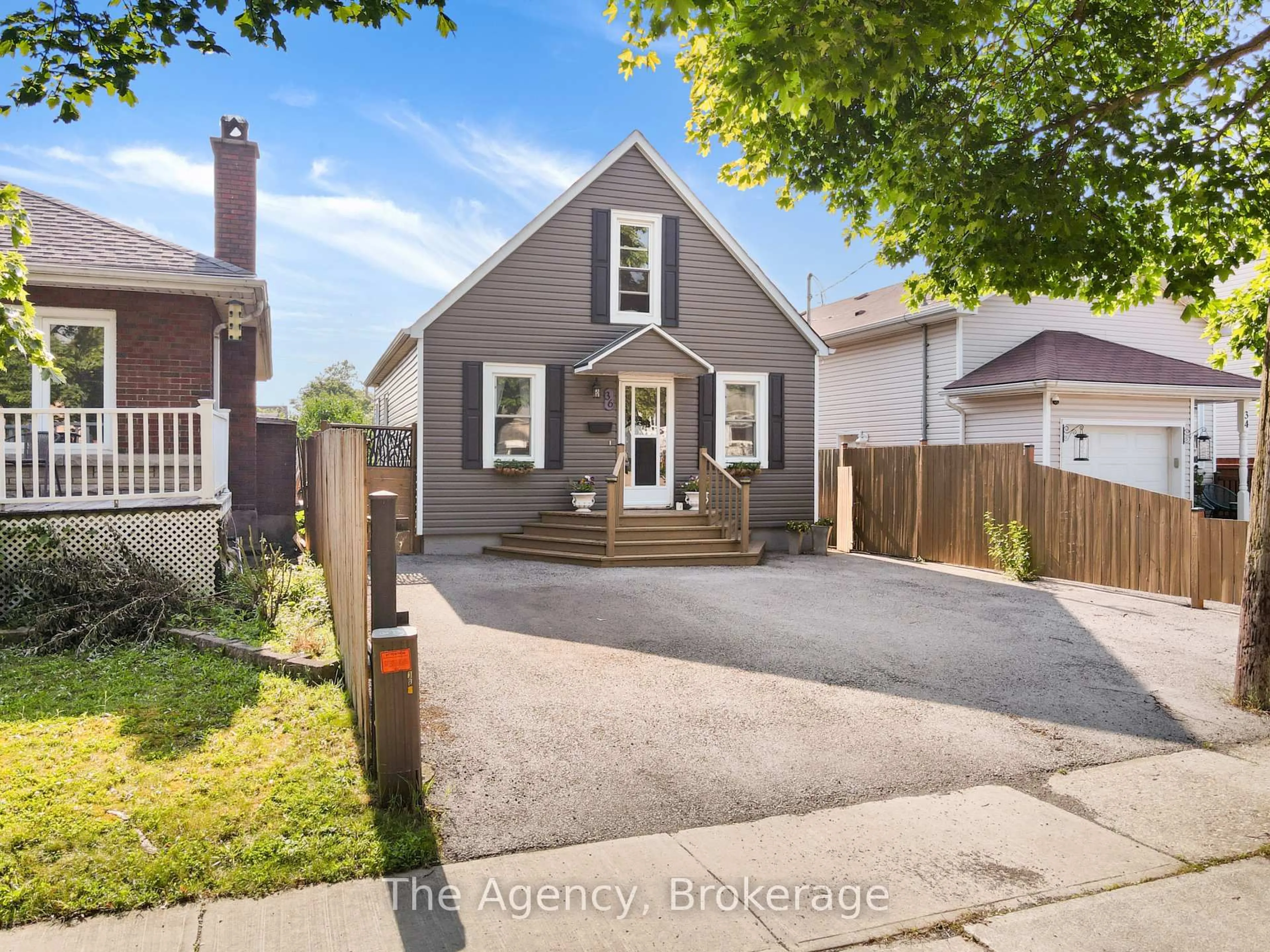 Unknown for 36 Afton Ave, Welland Ontario L3B 1V5