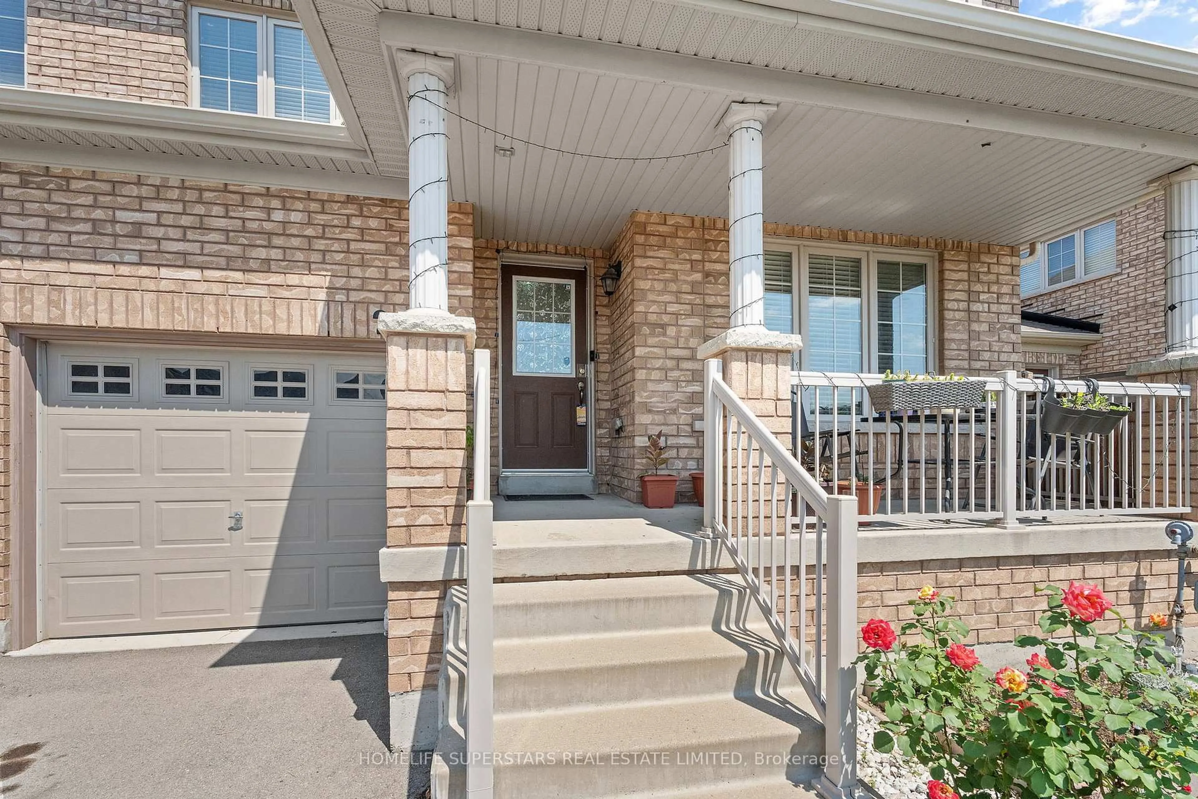 Unknown for 2 Durham Way, St. Catharines Ontario L0S 1J0
