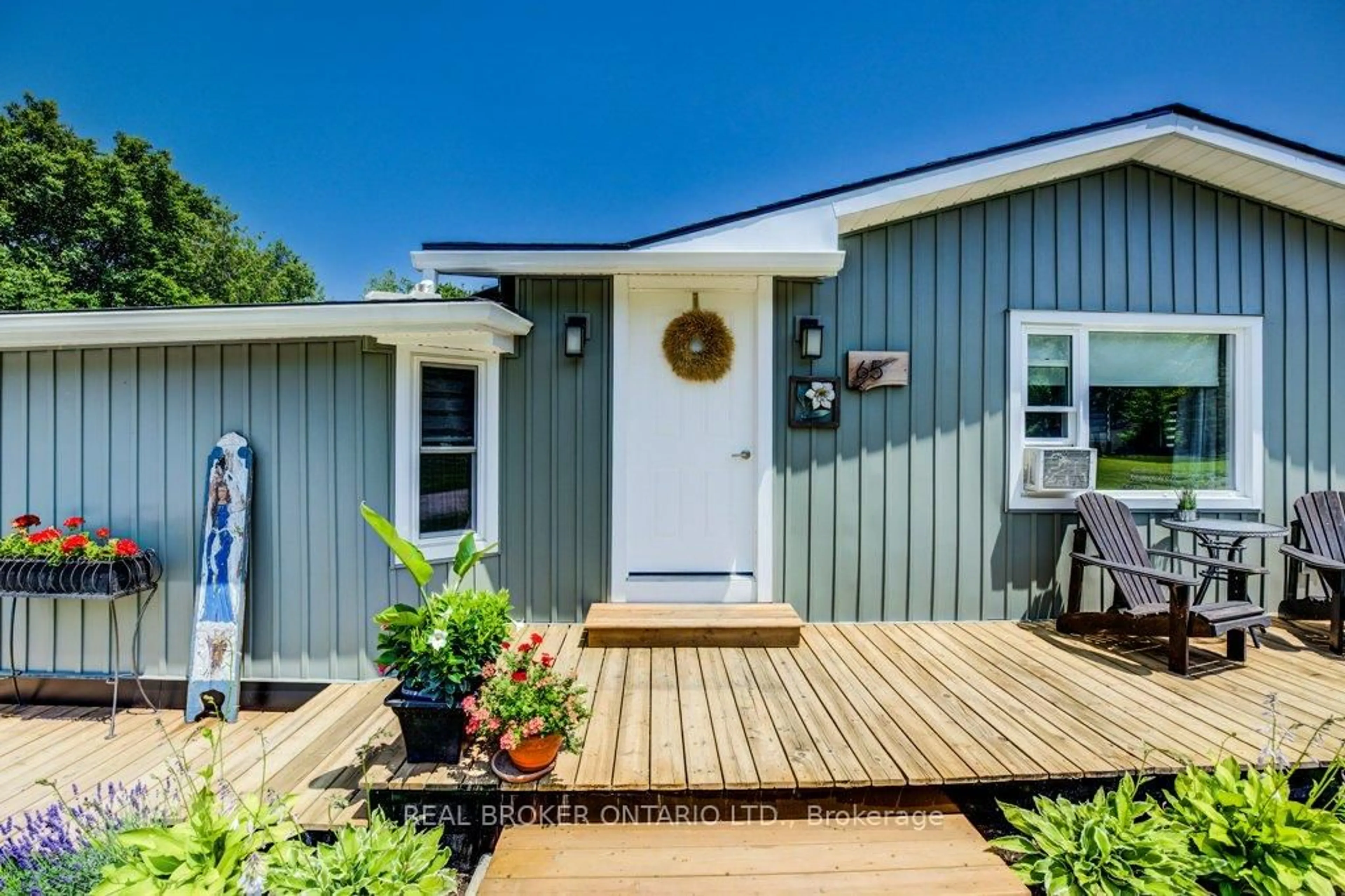 Home with vinyl exterior material, street for 495856 10TH Line #65, East Zorra-Tavistock Ontario N4S 7V7