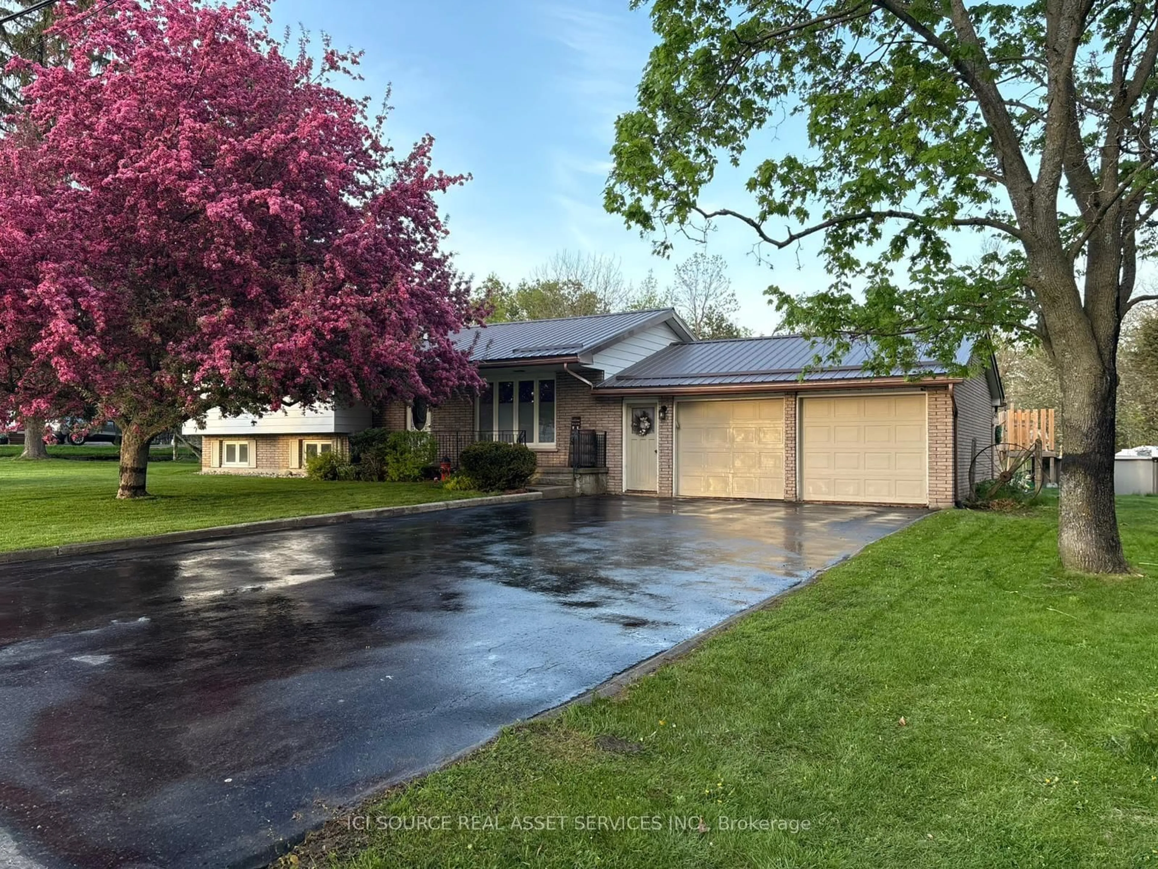 Unknown for 6028 Mcmahon Dr, Verona Ontario K0H 2W0
