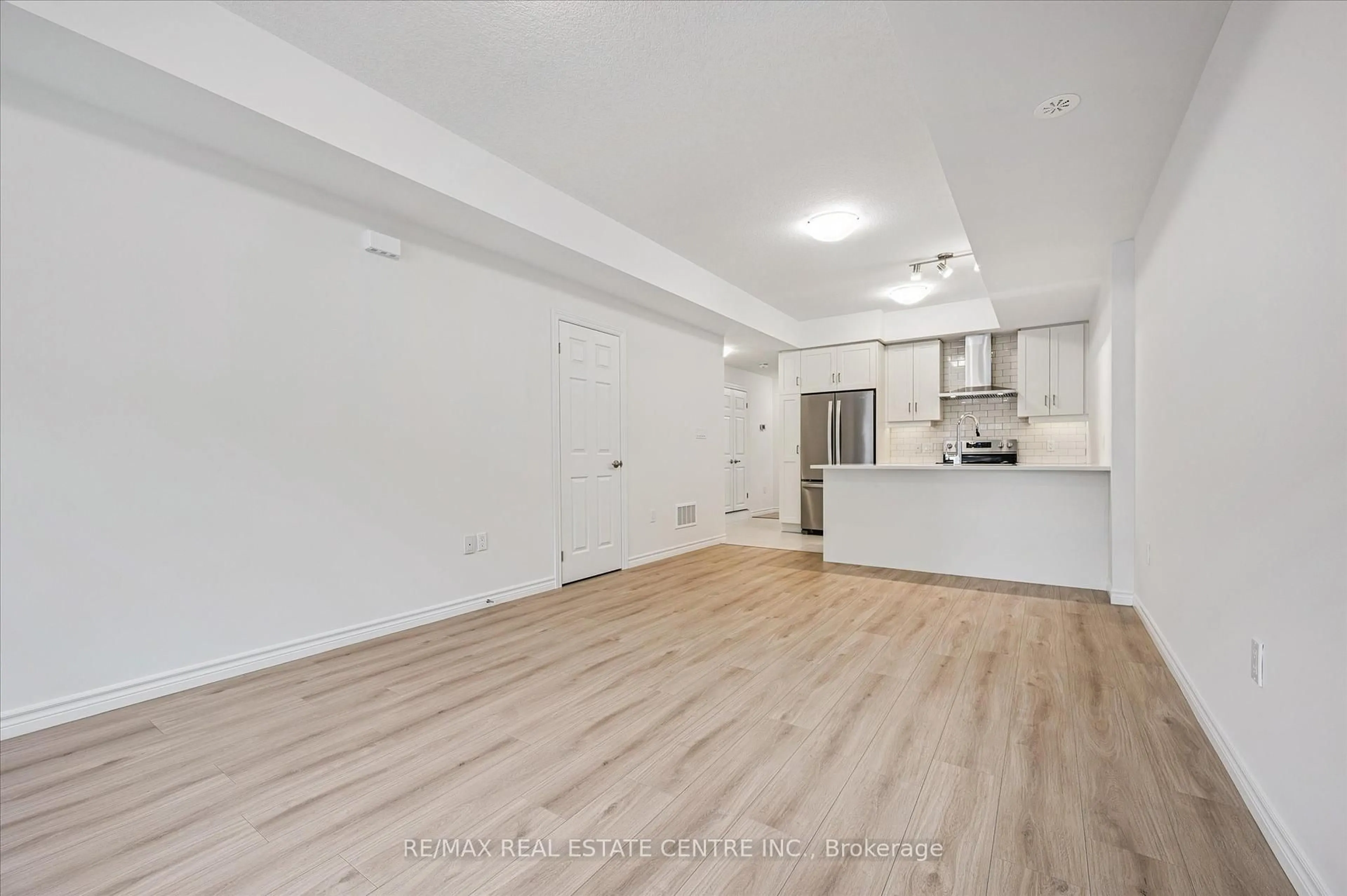 Open concept kitchen, unknown for 49 Lomond Lane, Kitchener Ontario N2R 0T6
