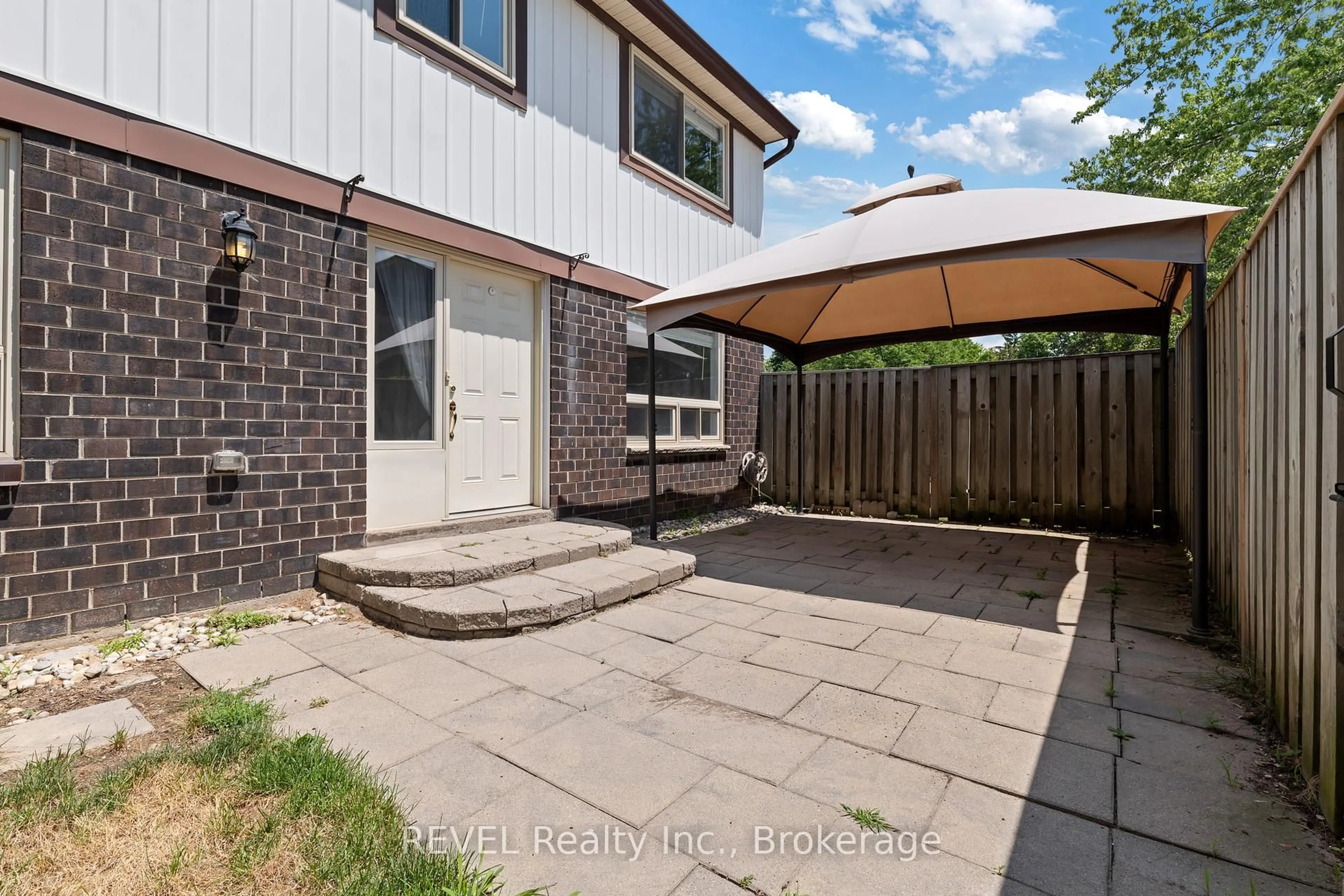 Patio, street for 45 Marksam Rd #109, Guelph Ontario N1H 6Y9
