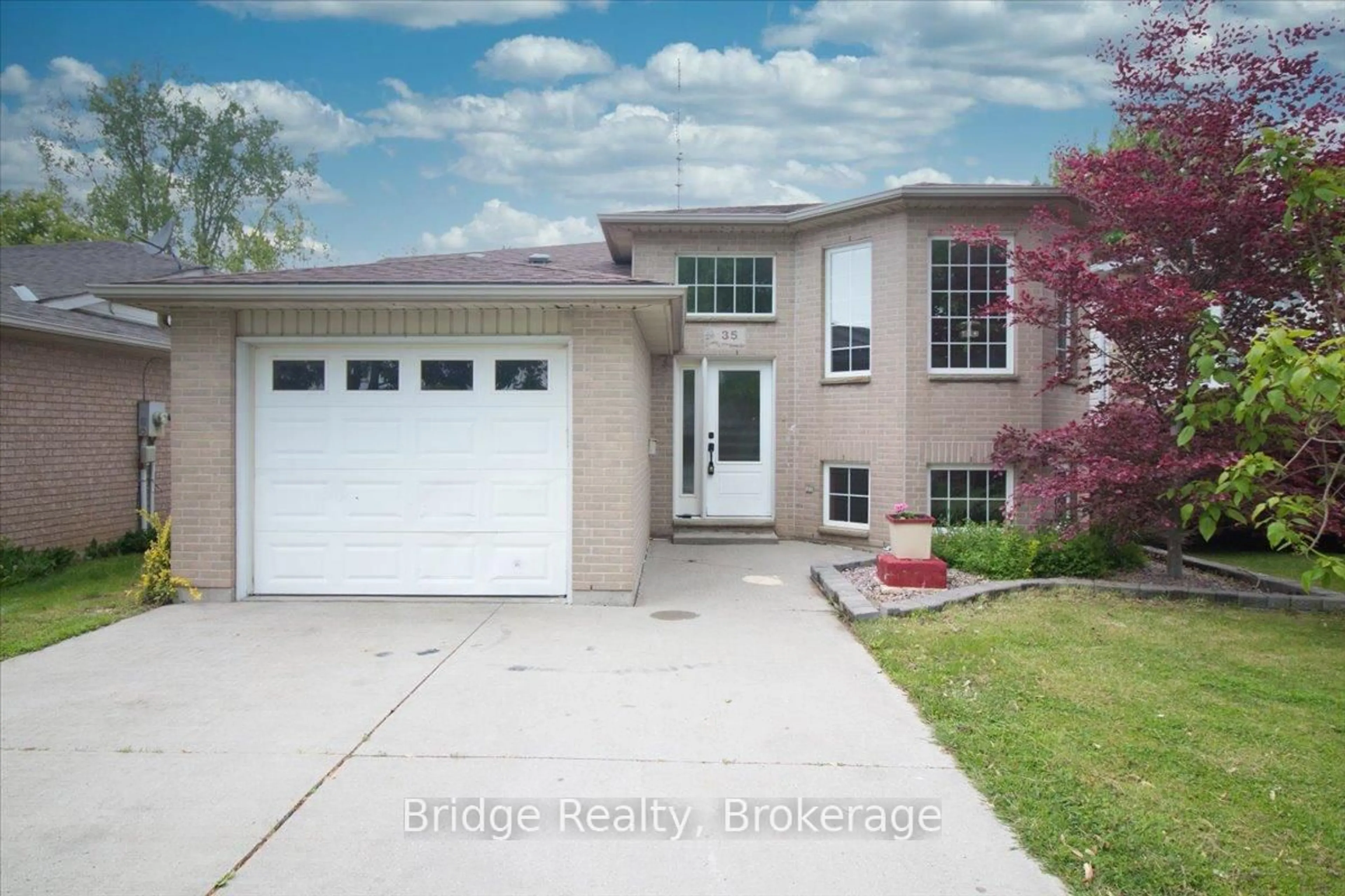 Home with brick exterior material, street for 35 Greenfield Lane, Chatham-Kent Ontario N7L 5N4