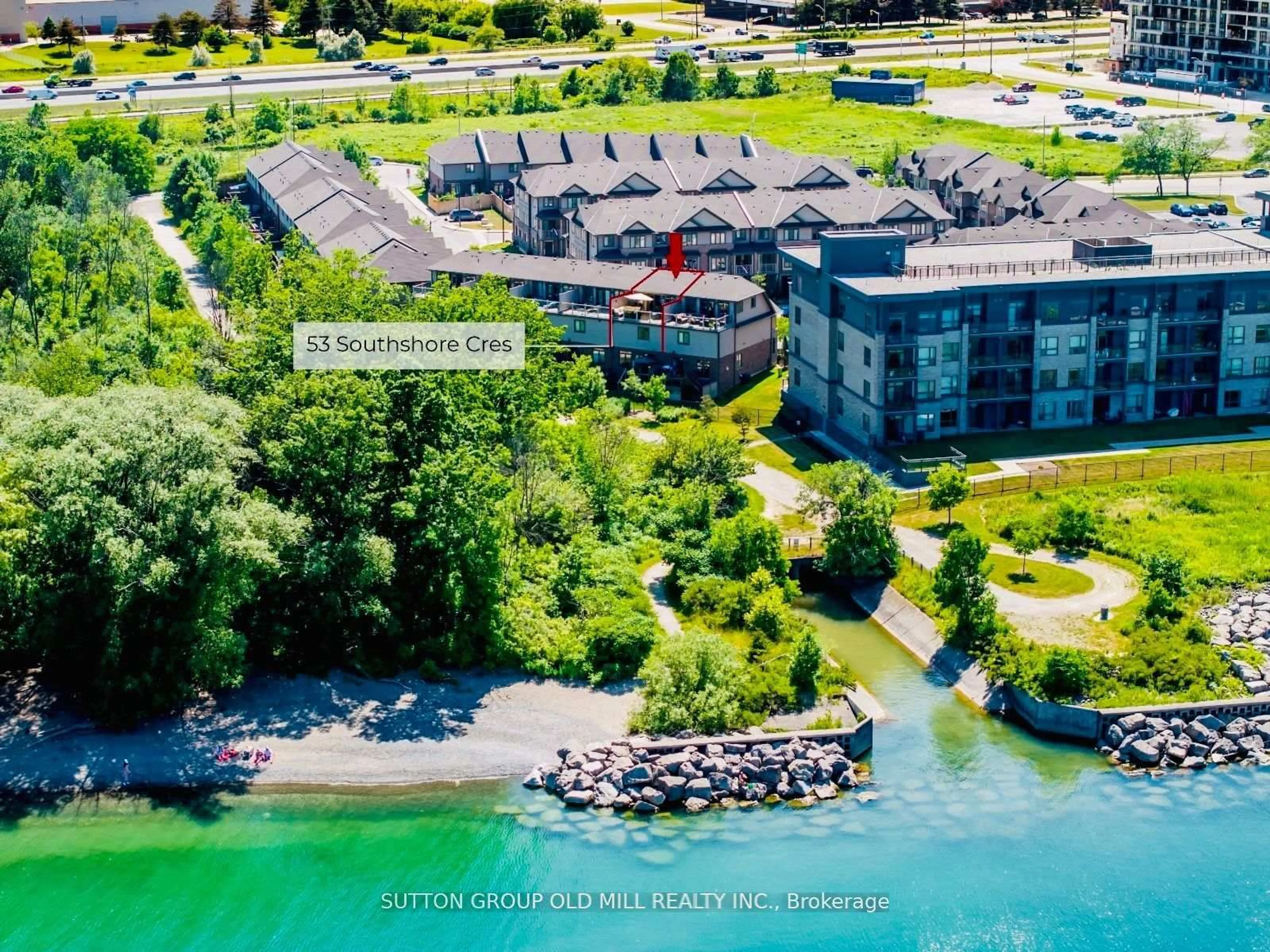 A pic from outside/outdoor area/front of a property/back of a property/a pic from drone, water/lake/river/ocean view for 53 Southshore Cres, Hamilton Ontario L8E 0J3