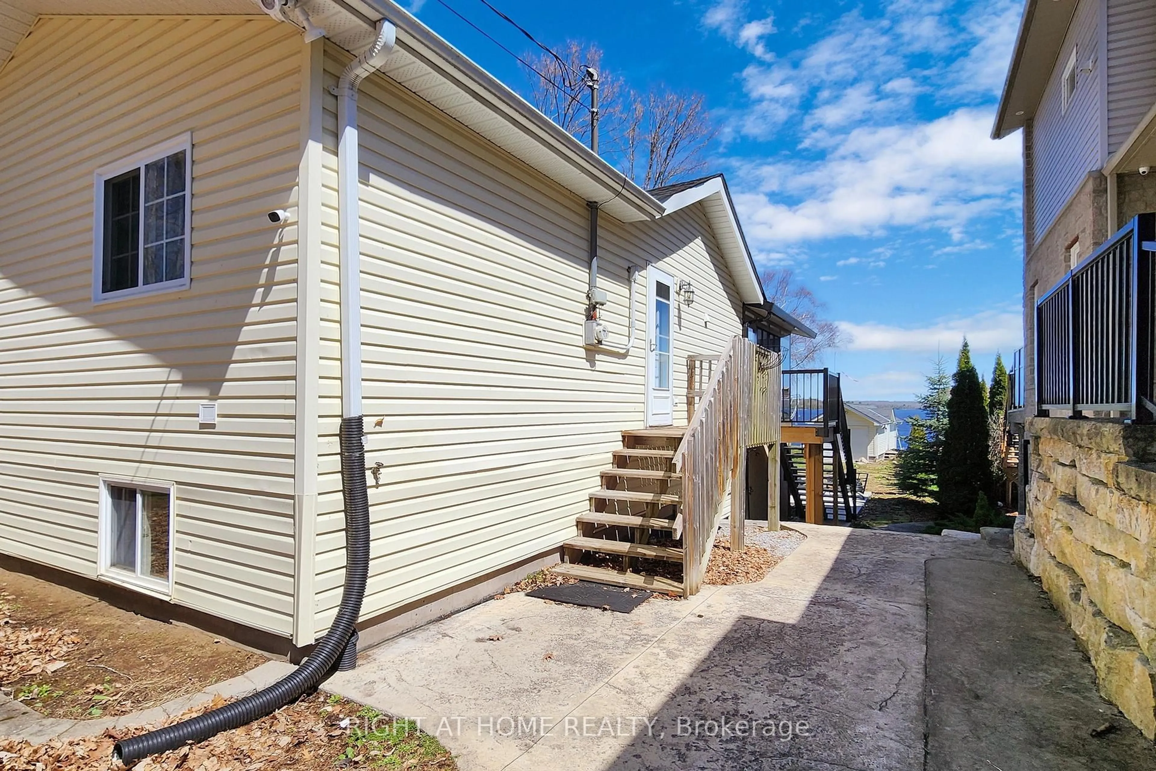 Home with vinyl exterior material, water/lake/river/ocean view for 36 Hills Rd, Kawartha Lakes Ontario K0M 1A0