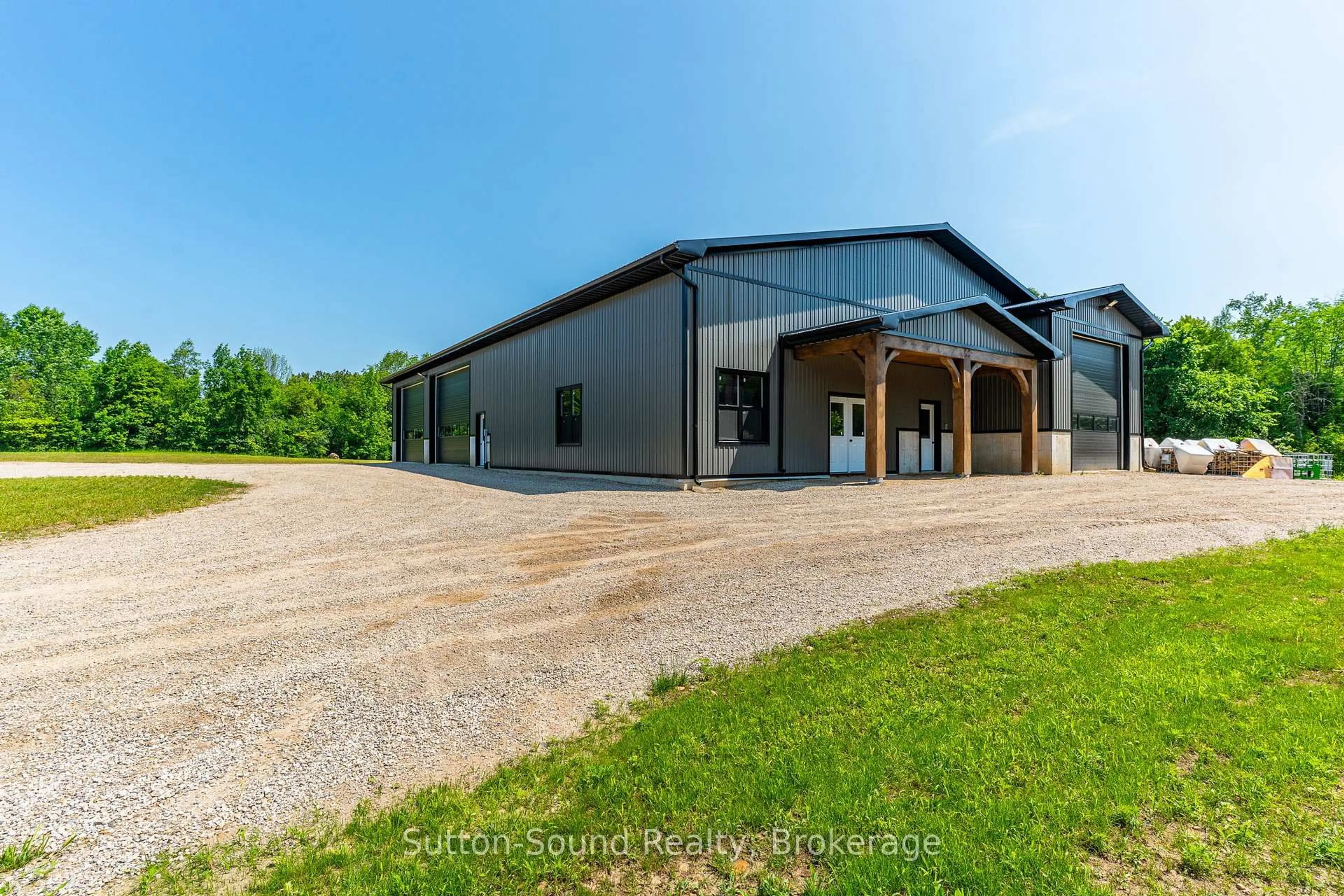 A pic from outside/outdoor area/front of a property/back of a property/a pic from drone, building for 782801 3 Sdrd, Chatsworth Ontario N0H 1G0