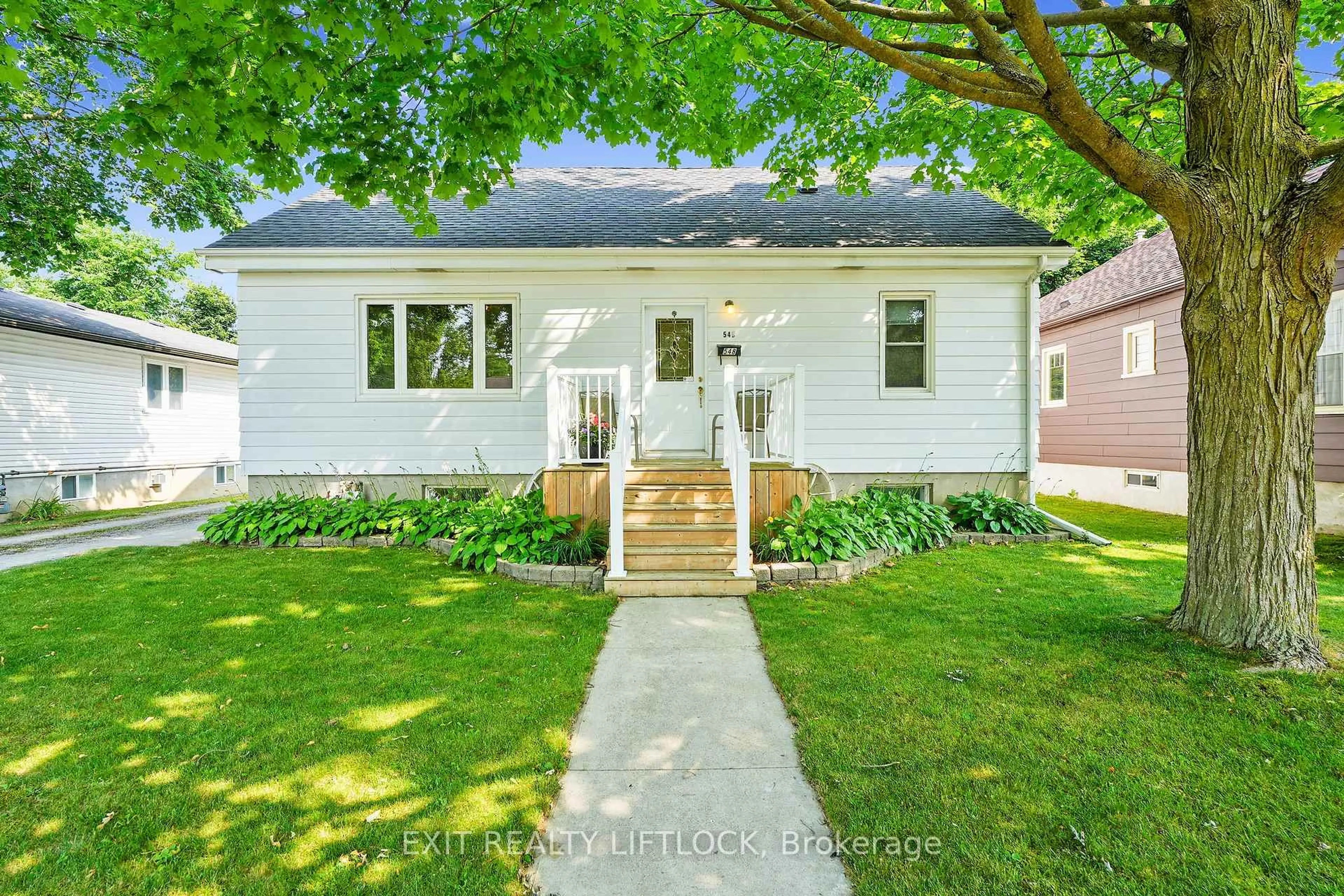 Home with brick exterior material, street for 548 King George St, Peterborough South Ontario K9J 1S4