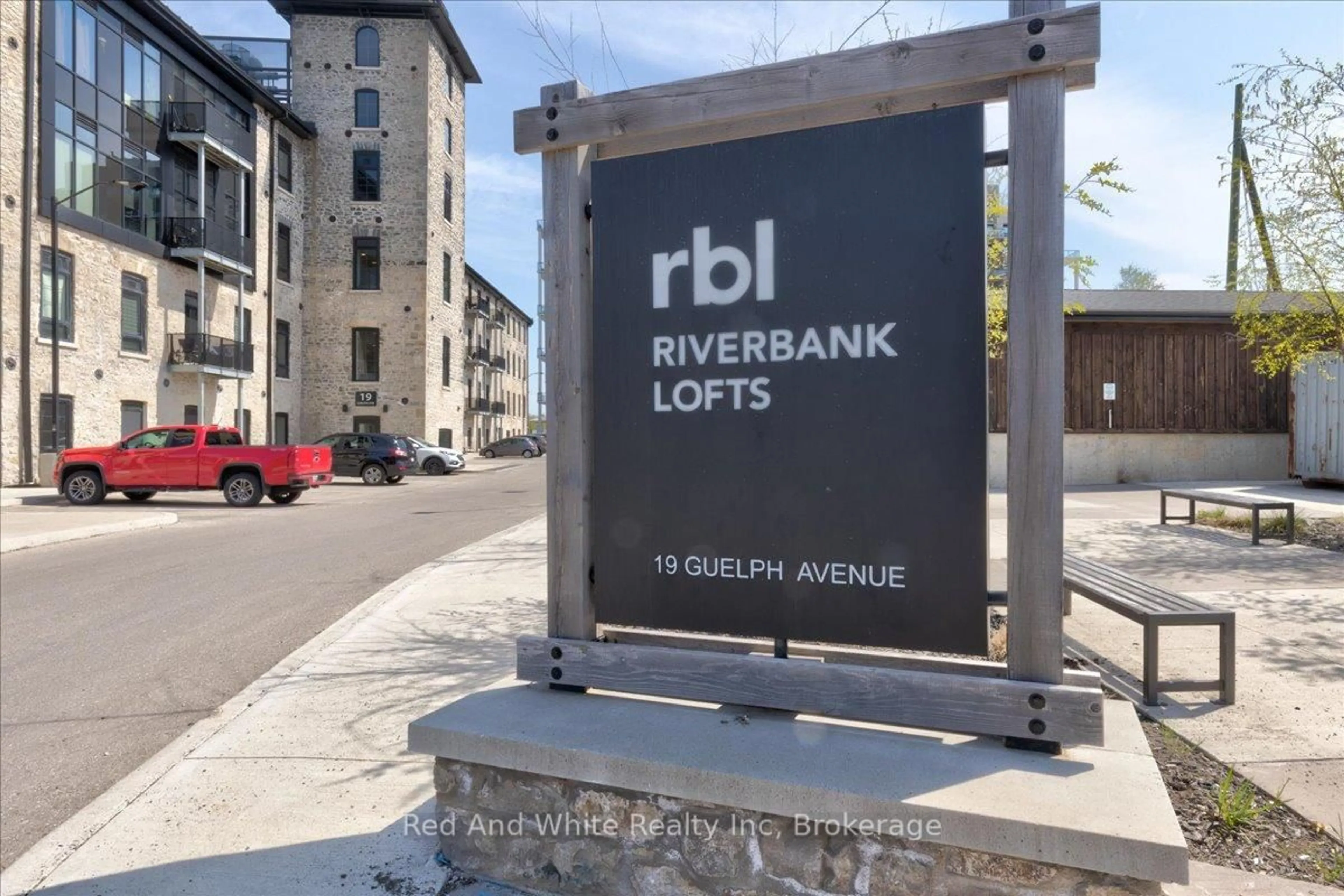 Lobby for 19 Guelph Ave #107, Cambridge Ontario N3C 1A2
