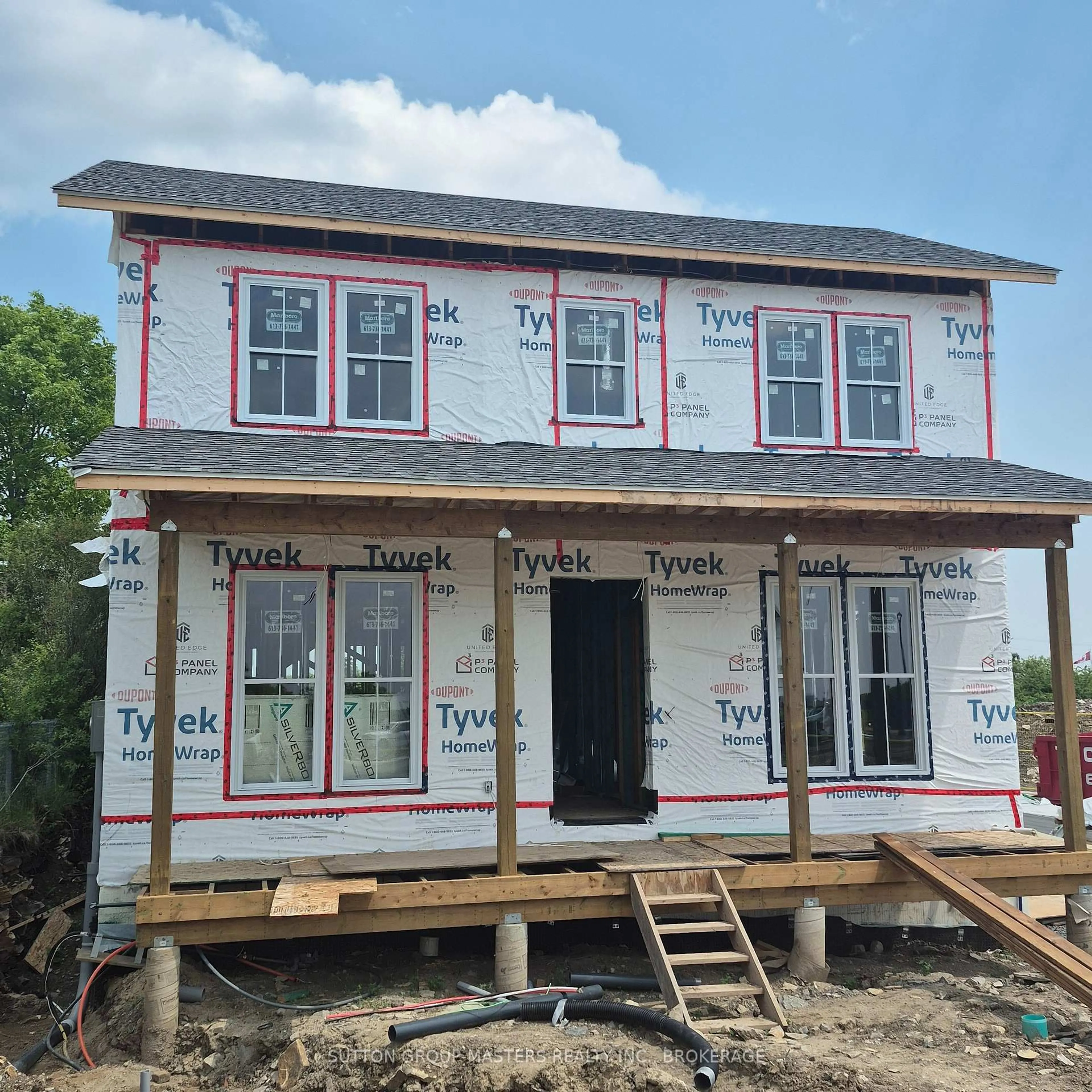 Home with vinyl exterior material, building for 264 Old Kiln Cres, Kingston Ontario K7K 0L7