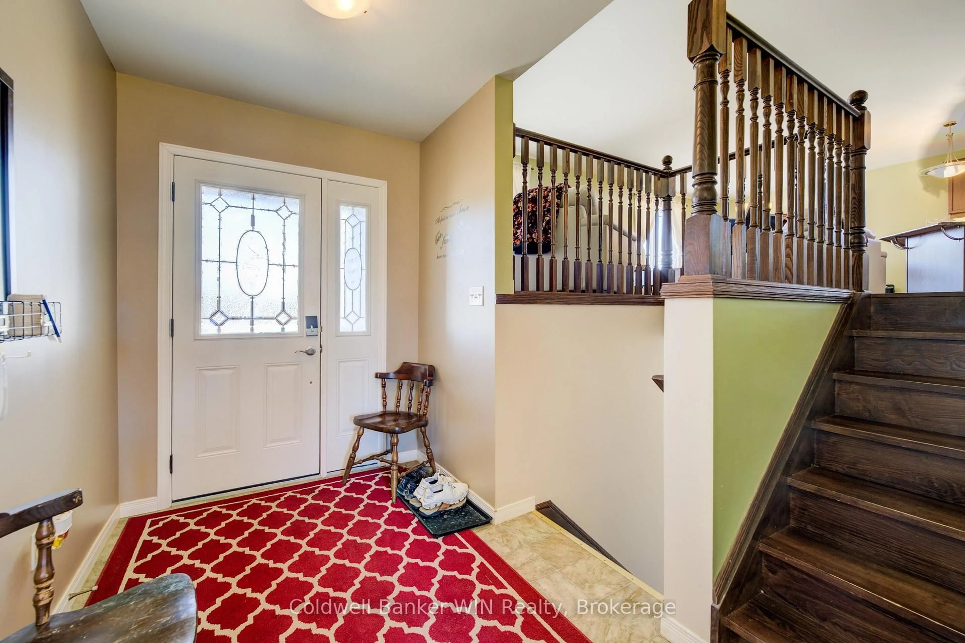 Indoor entryway for 460 King St, Wellington North Ontario N0G 2L2