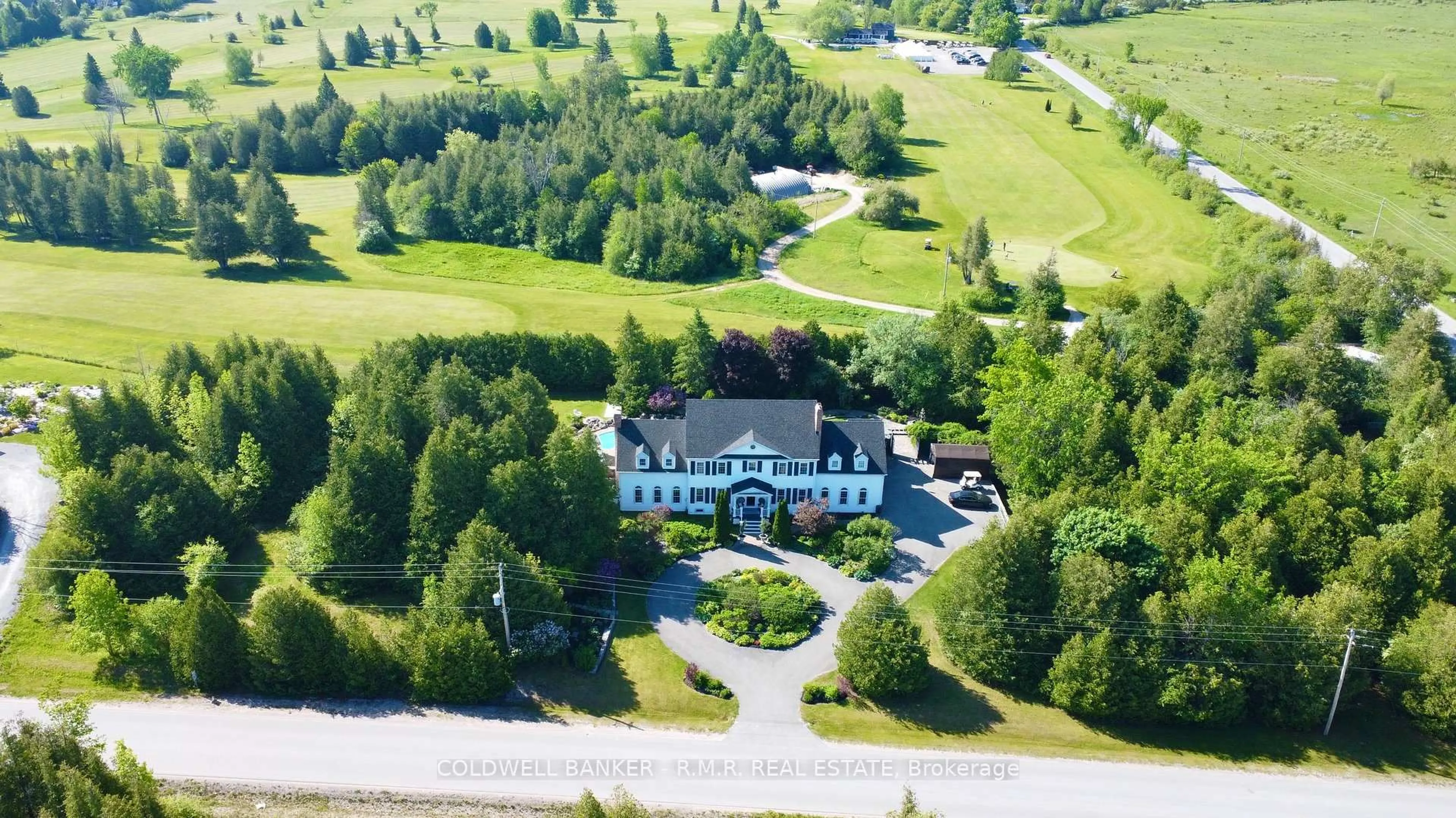 A pic from outside/outdoor area/front of a property/back of a property/a pic from drone, mountain view for 10 Armitage Ave, Kawartha Lakes Ontario K0M 2T0
