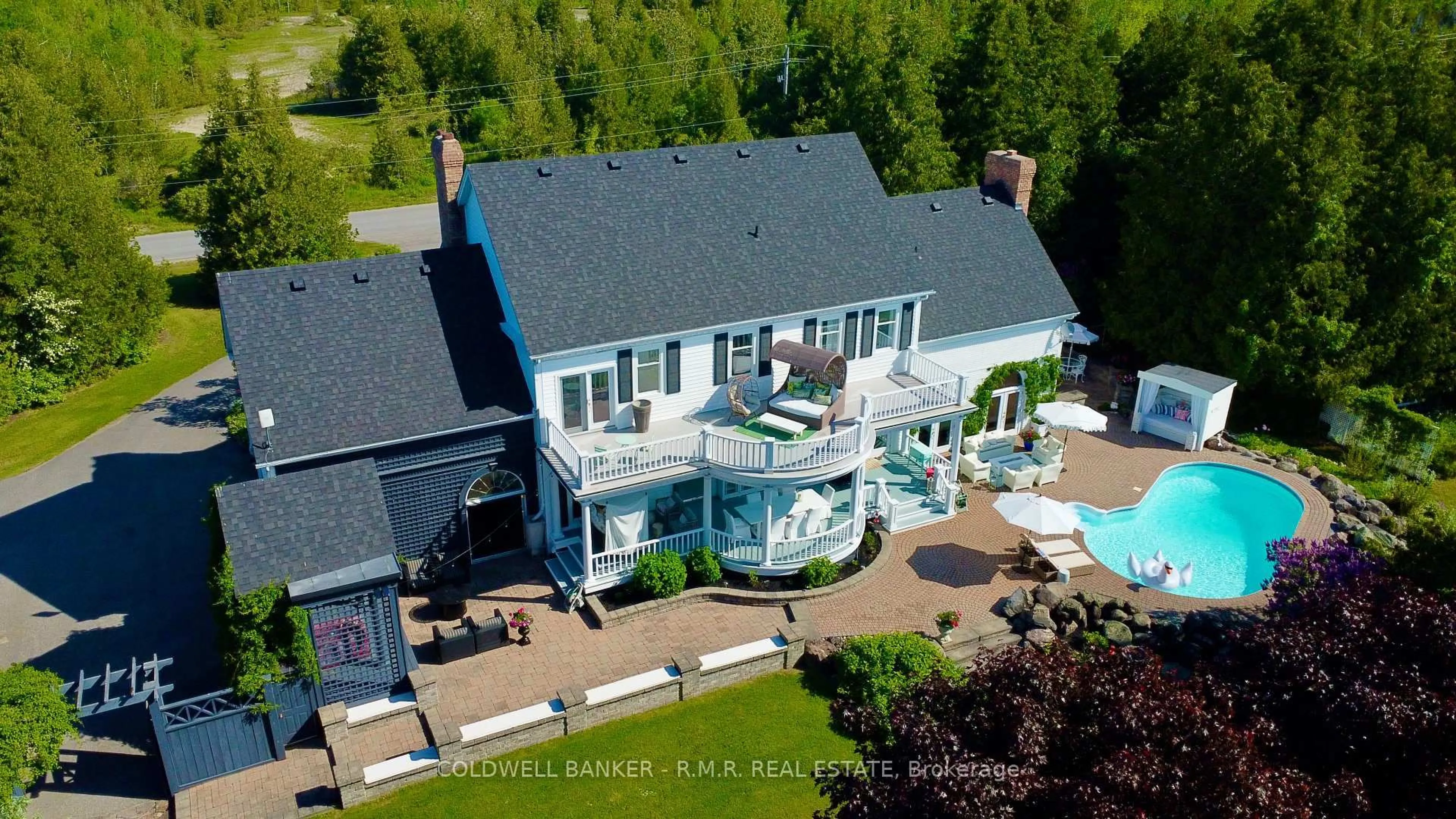 A pic from outside/outdoor area/front of a property/back of a property/a pic from drone, unknown for 10 Armitage Ave, Kawartha Lakes Ontario K0M 2T0
