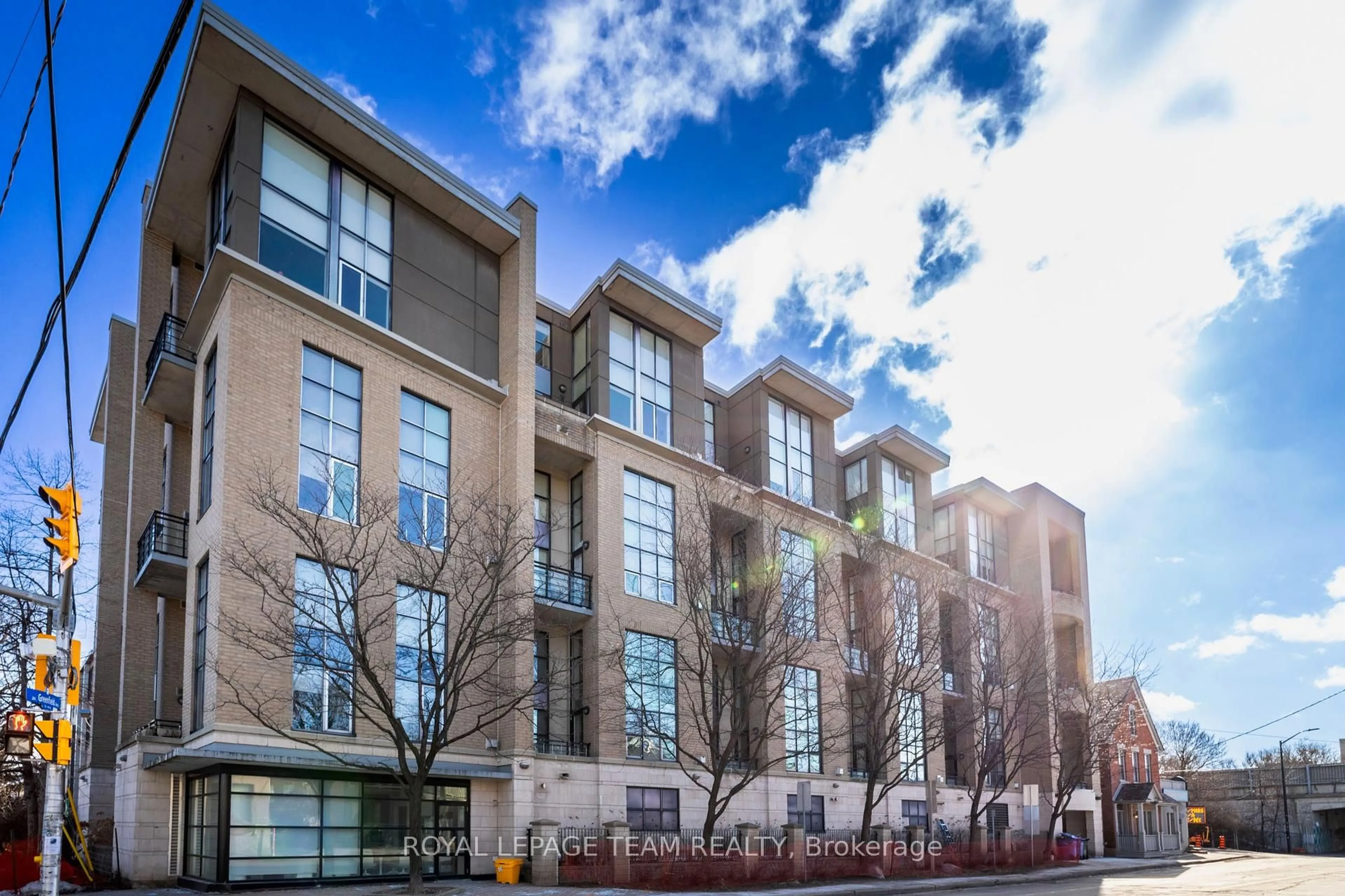 Patio, building for 29 Main St #301, Ottawa Ontario K1S 1B1