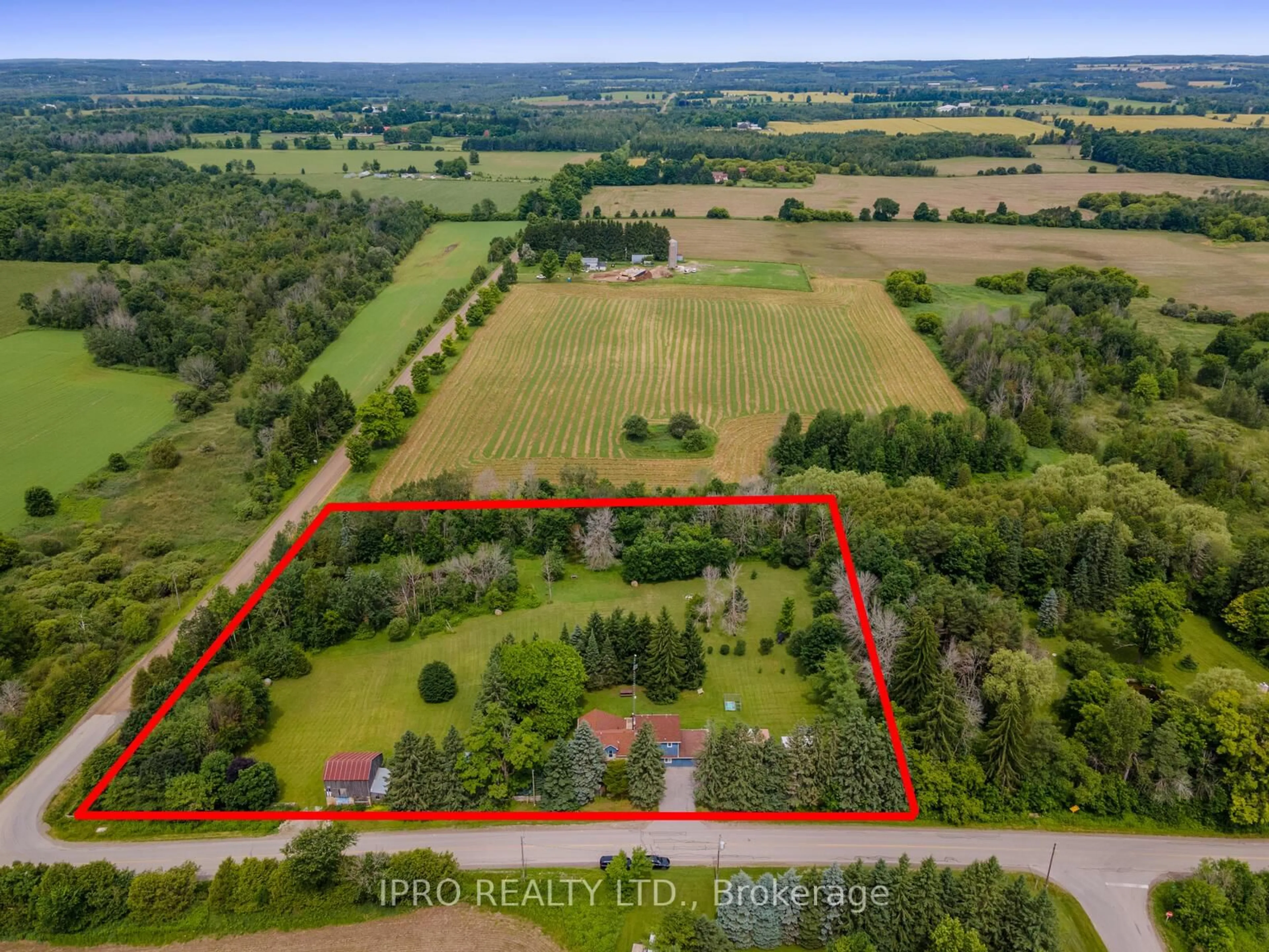 A pic from outside/outdoor area/front of a property/back of a property/a pic from drone, water/lake/river/ocean view for 9206 Sideroad 17 Rd, Erin Ontario N0B 1Z0