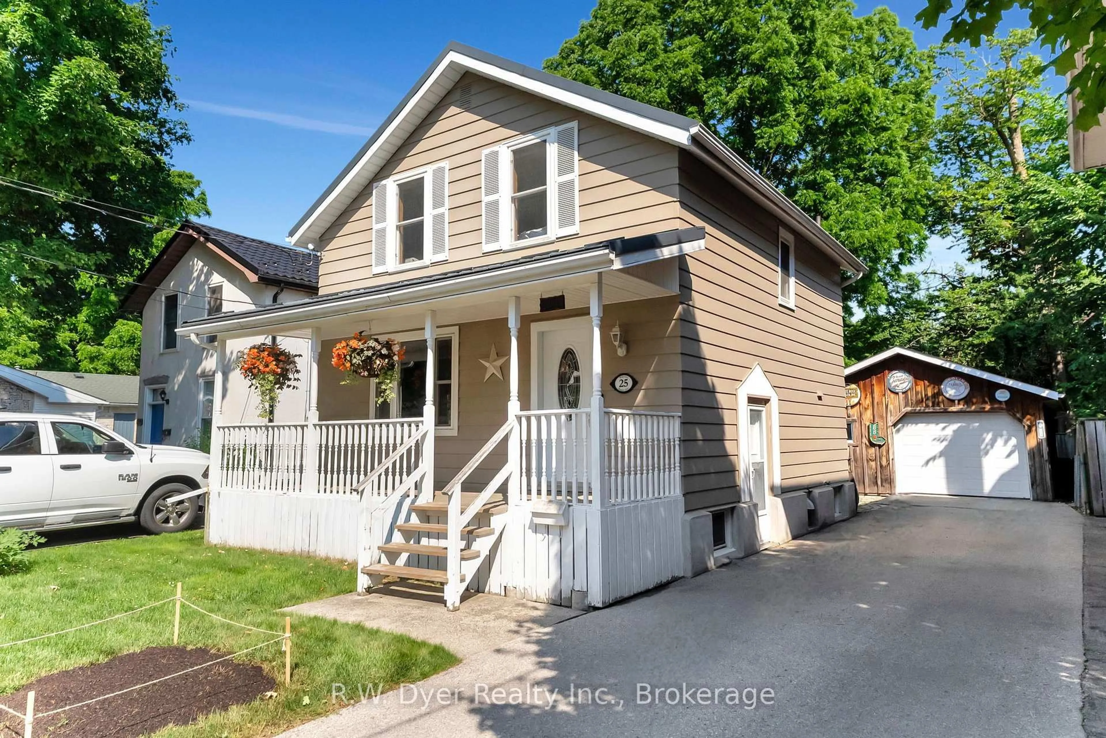 Home with vinyl exterior material, street for 25 Foster Ave, Guelph Ontario N1H 3B2