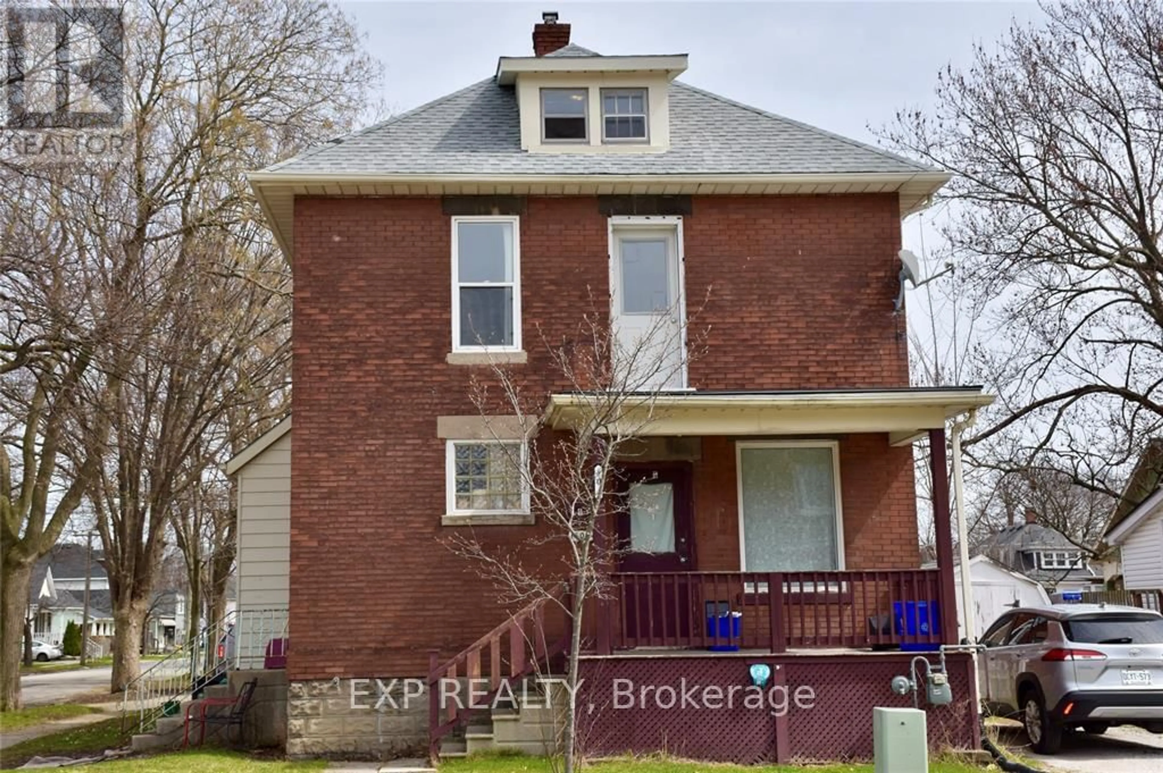 Home with brick exterior material, street for 104 Forsyth St, Sarnia Ontario N7T 3A7