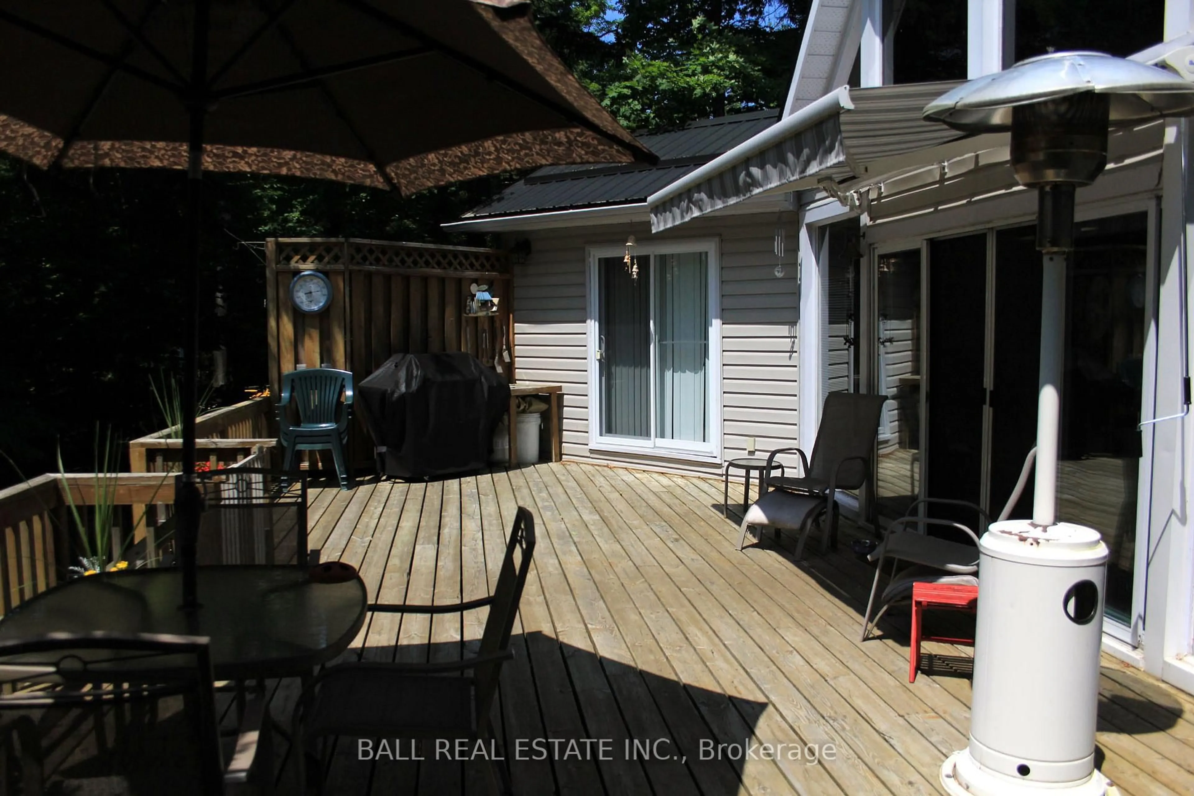 Patio, street for 312 Limerick Lake, Limerick Ontario K0L 1M0