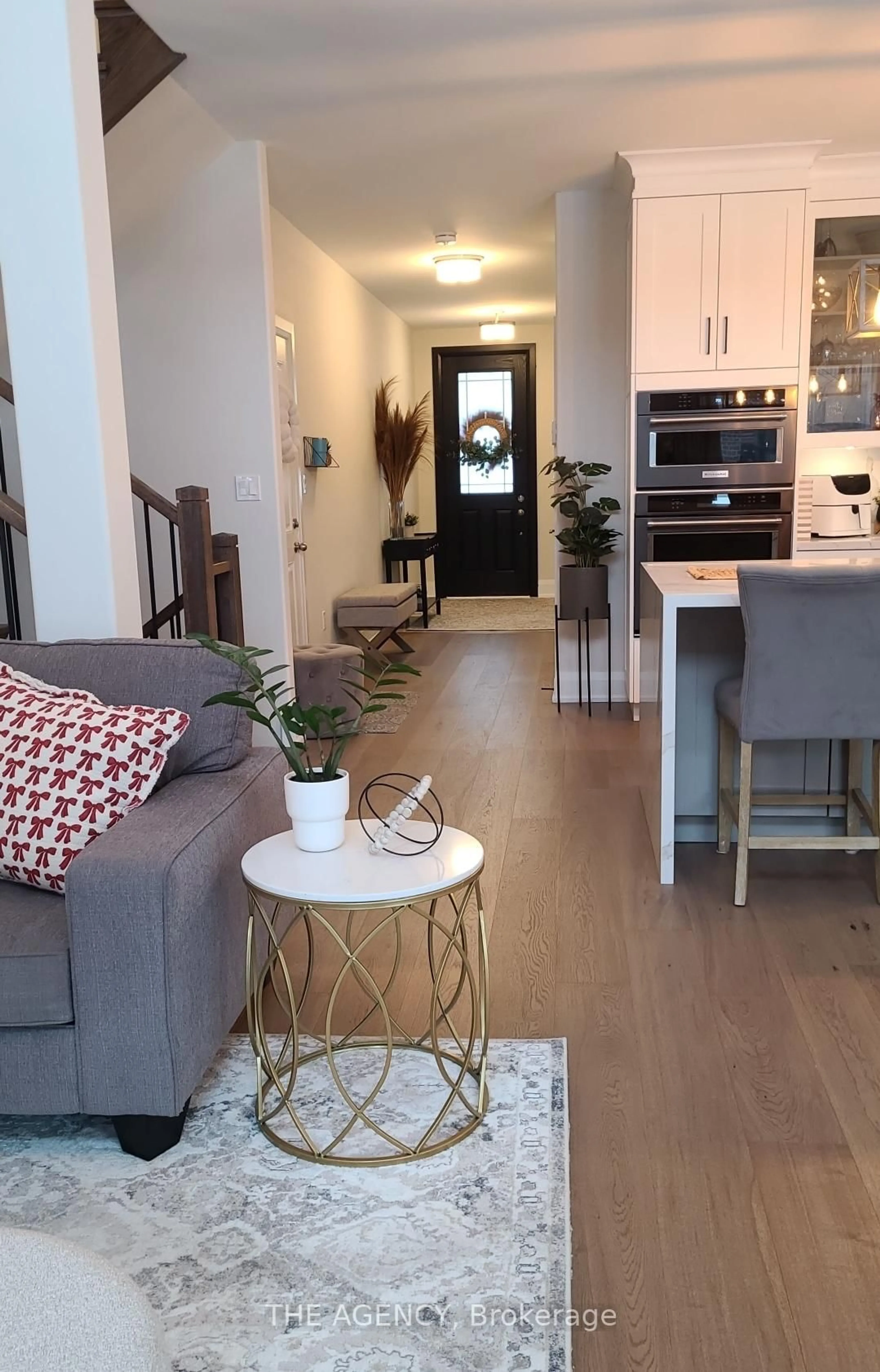 Living room with furniture, unknown for 425 Melling Ave, Peterborough North Ontario K9H 0J2