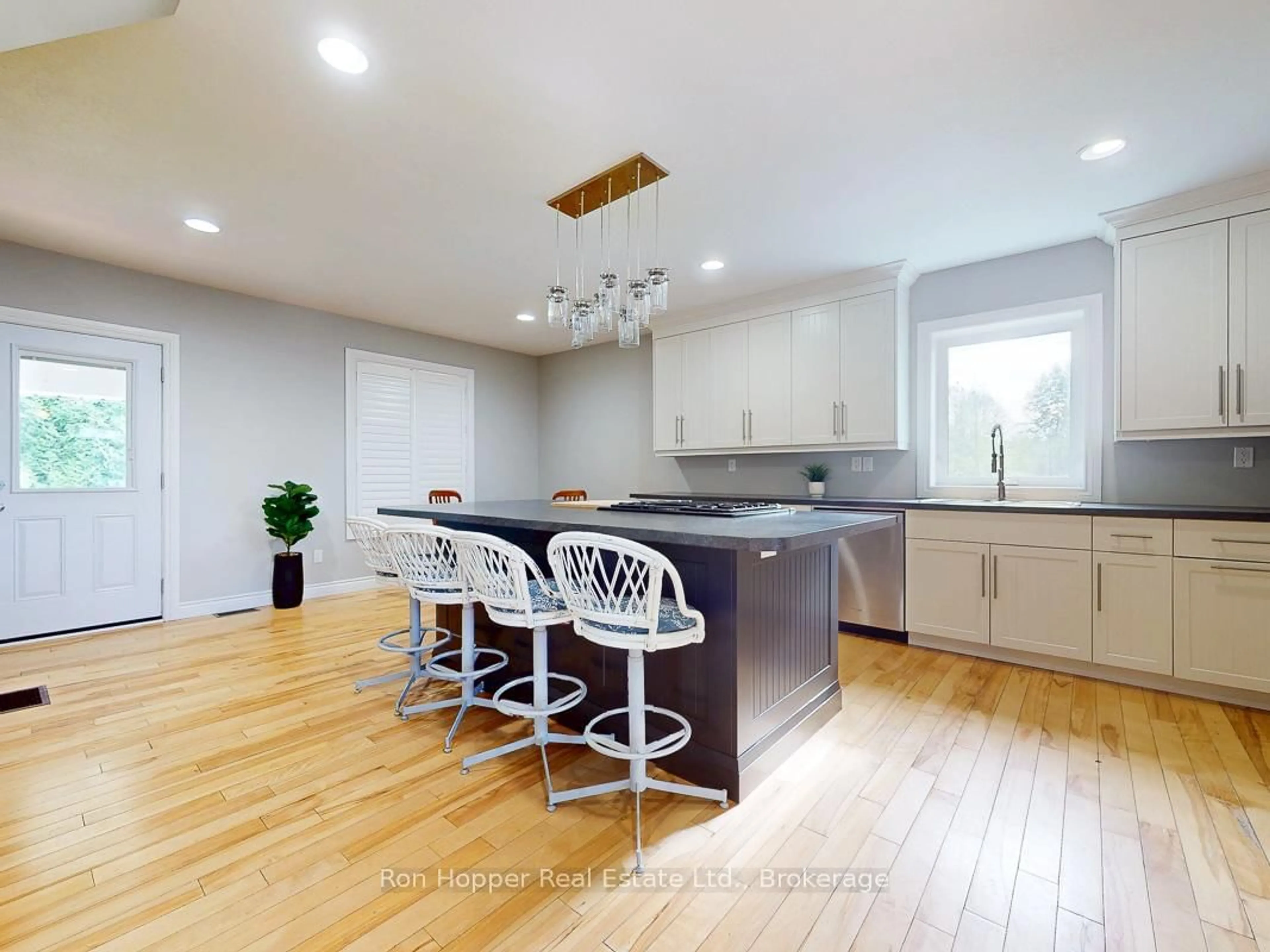 Open concept kitchen, unknown for 123025 Story Book Park Rd, Owen Sound Ontario N4K 5N6