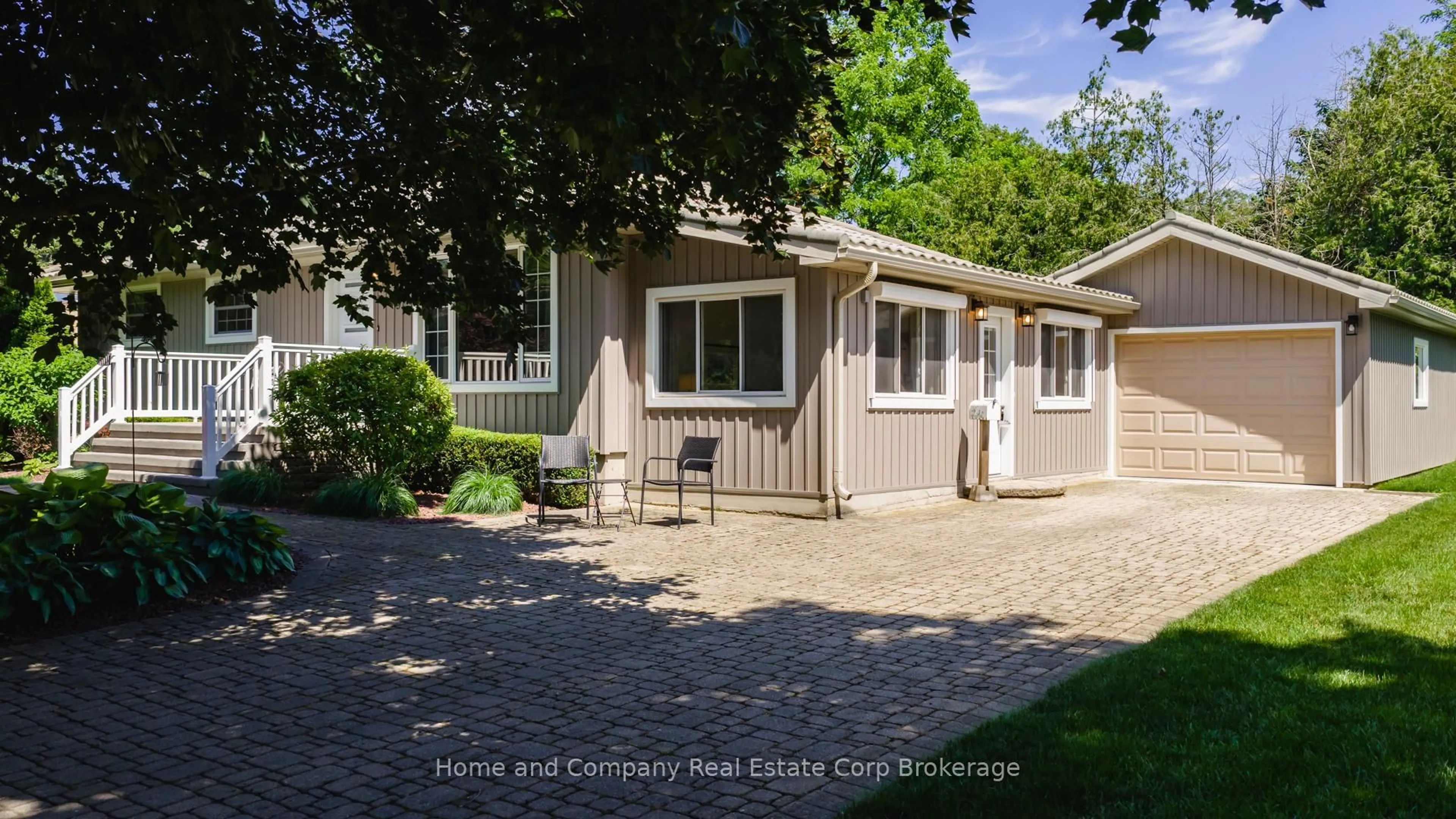 Patio, street for 69 Water St, Huron East Ontario N0K 1G0