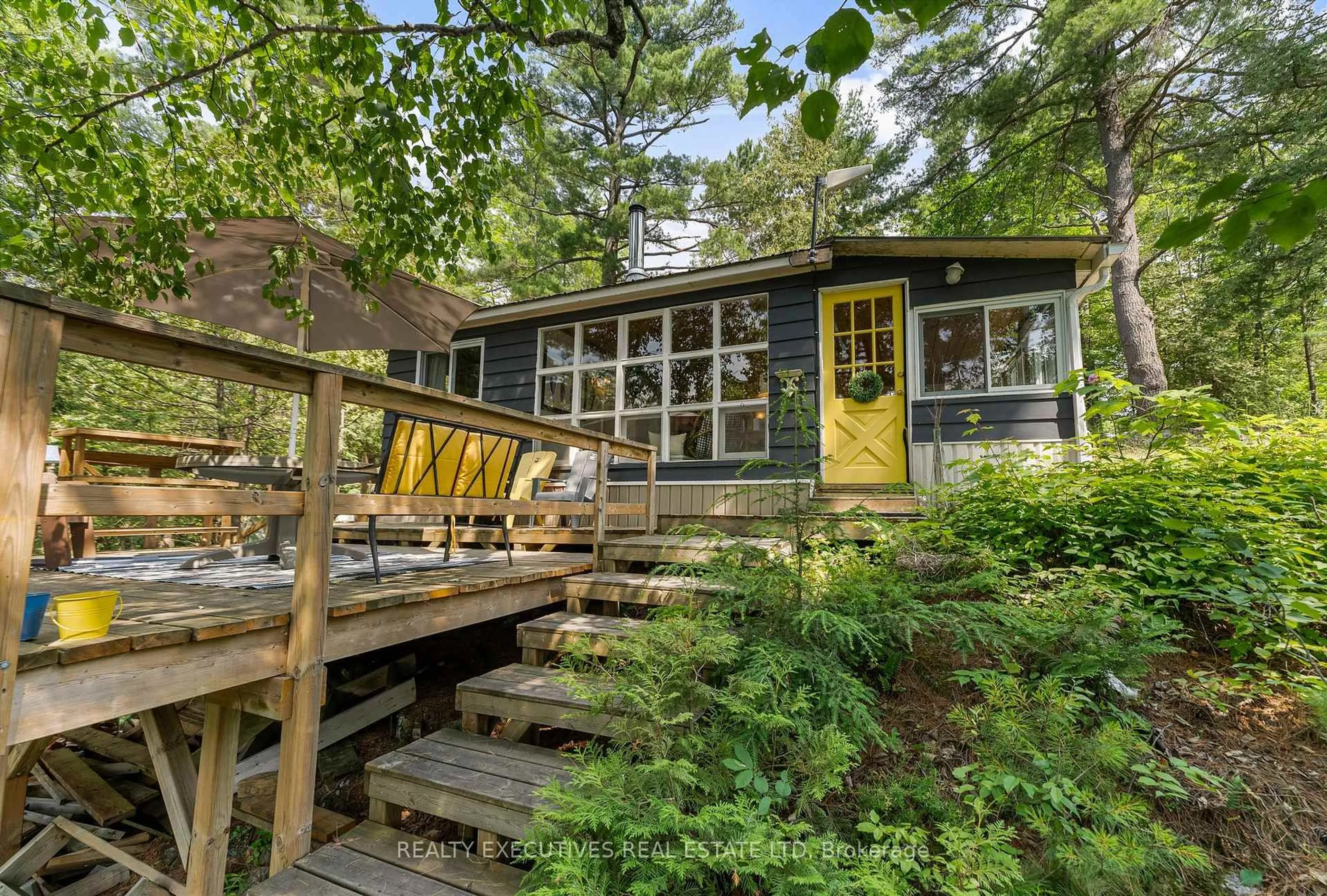 Patio, unknown for 2046 Cyr Point Rd, Perth Ontario K7H 3C9
