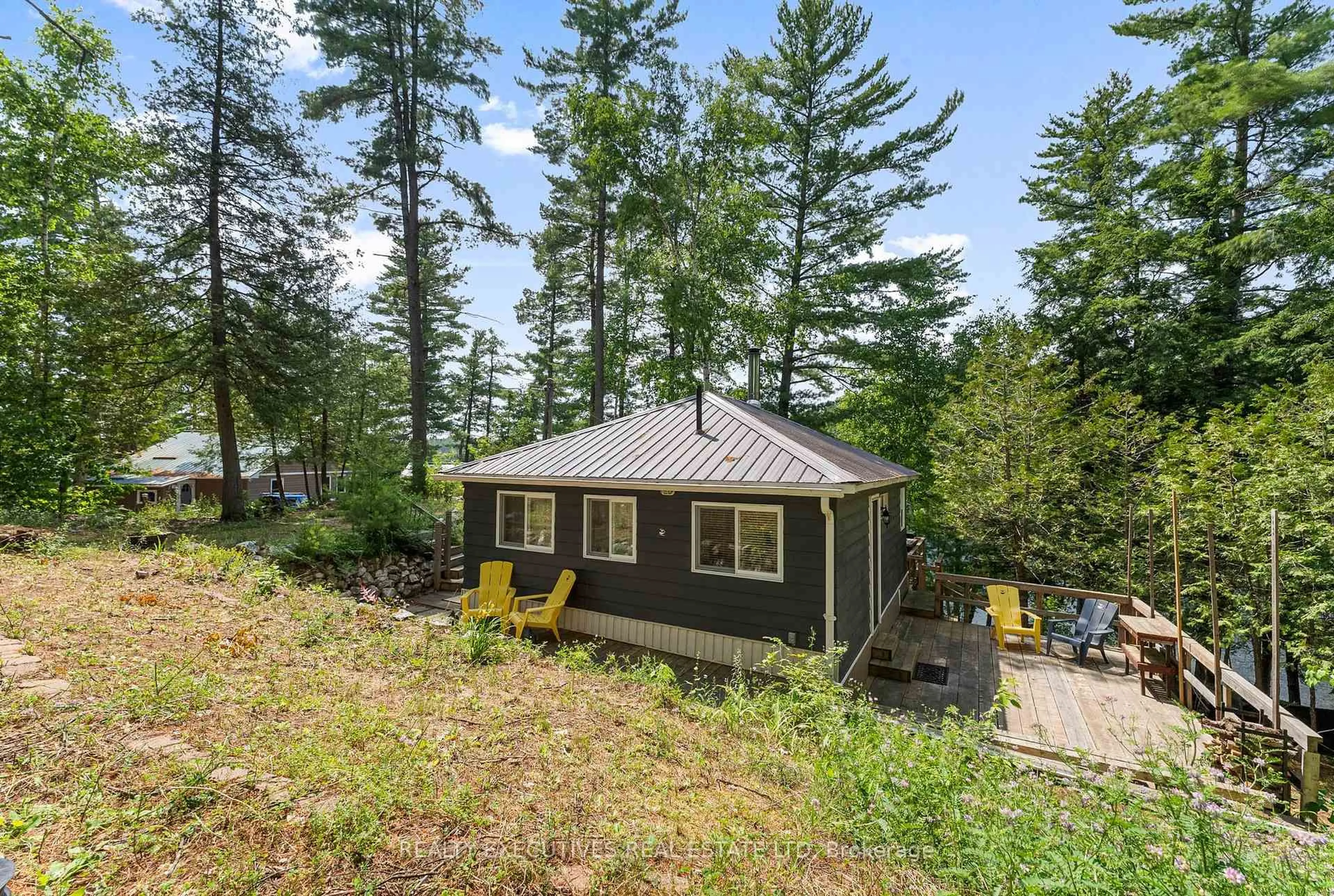 Shed for 2046 Cyr Point Rd, Perth Ontario K7H 3C9