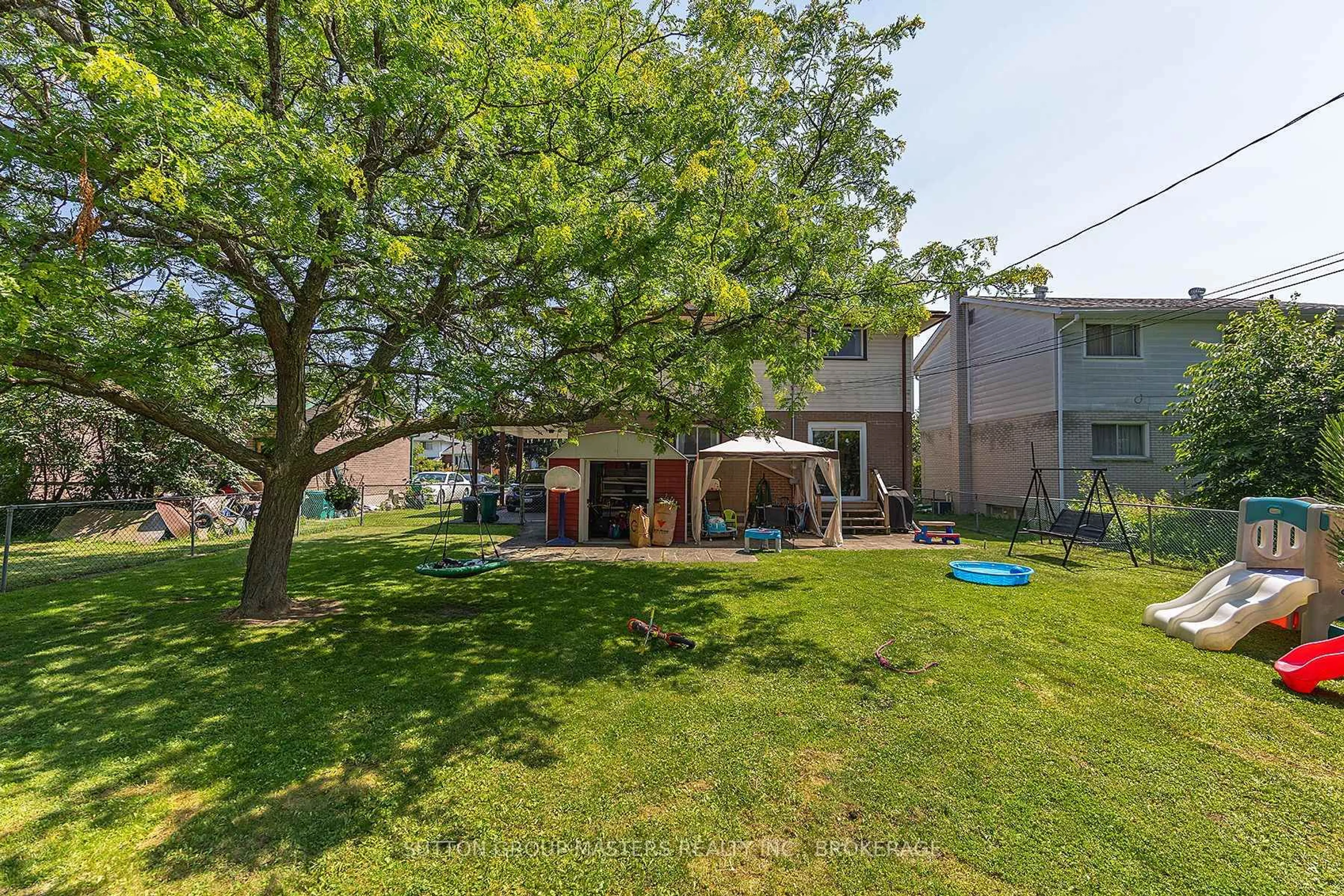 A pic from outside/outdoor area/front of a property/back of a property/a pic from drone, street for 275 Van Order Dr, Kingston Ontario K7M 1C2