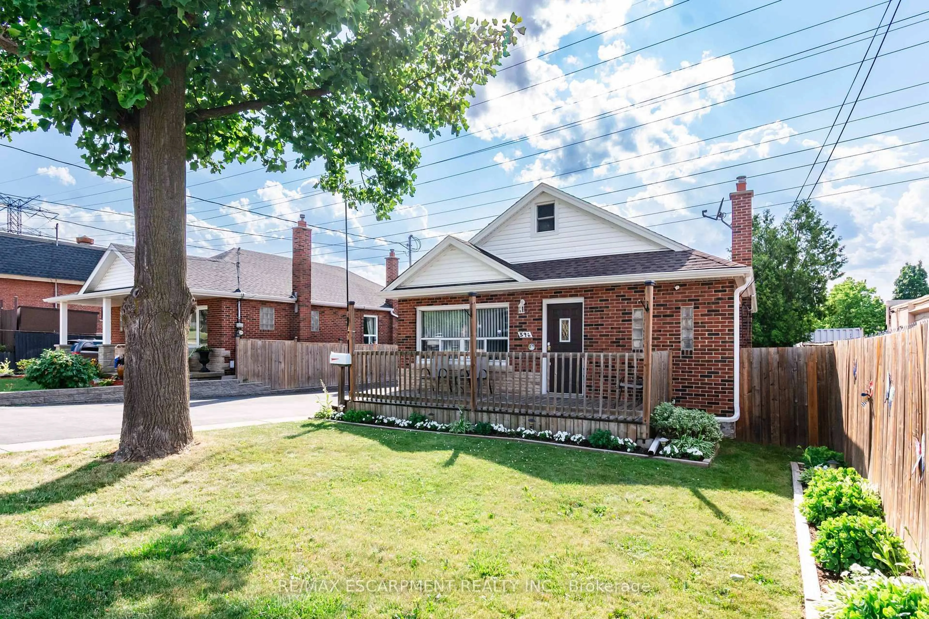 Unknown for 396 Cochrane Rd, Hamilton Ontario L8K 3G9