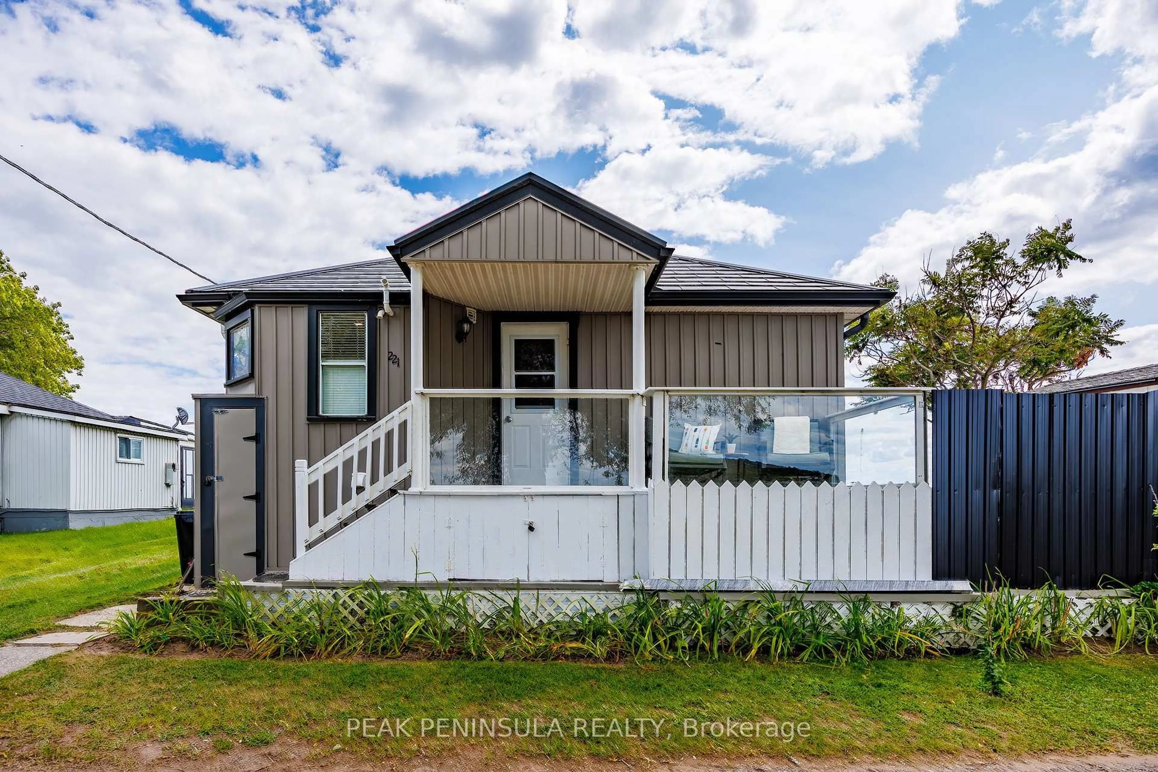 Unknown for 221/223 Hastings Dr, Norfolk Ontario N0E 1M0