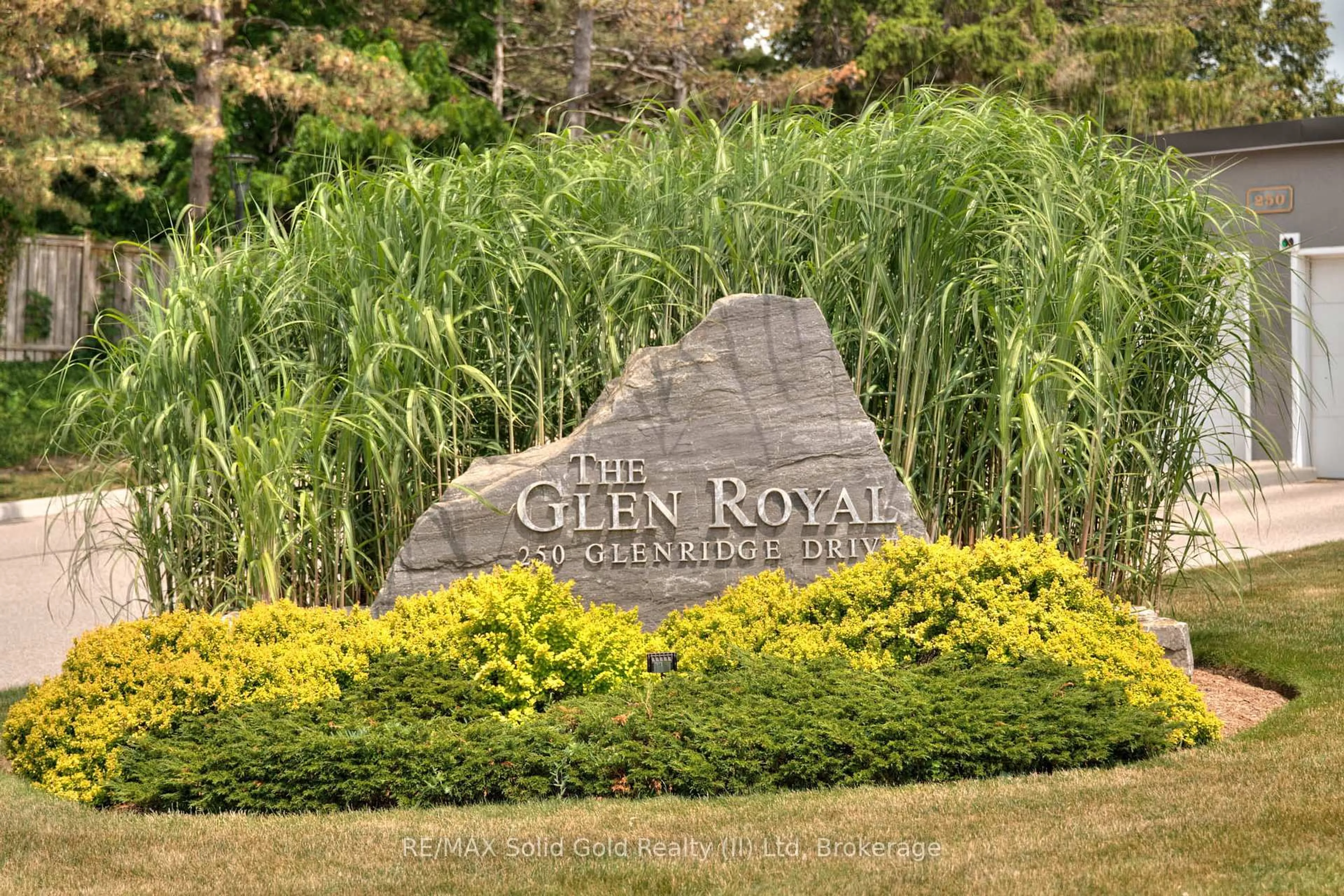 Unknown for 250 Glenridge Dr #606, Waterloo Ontario N2J 4H8
