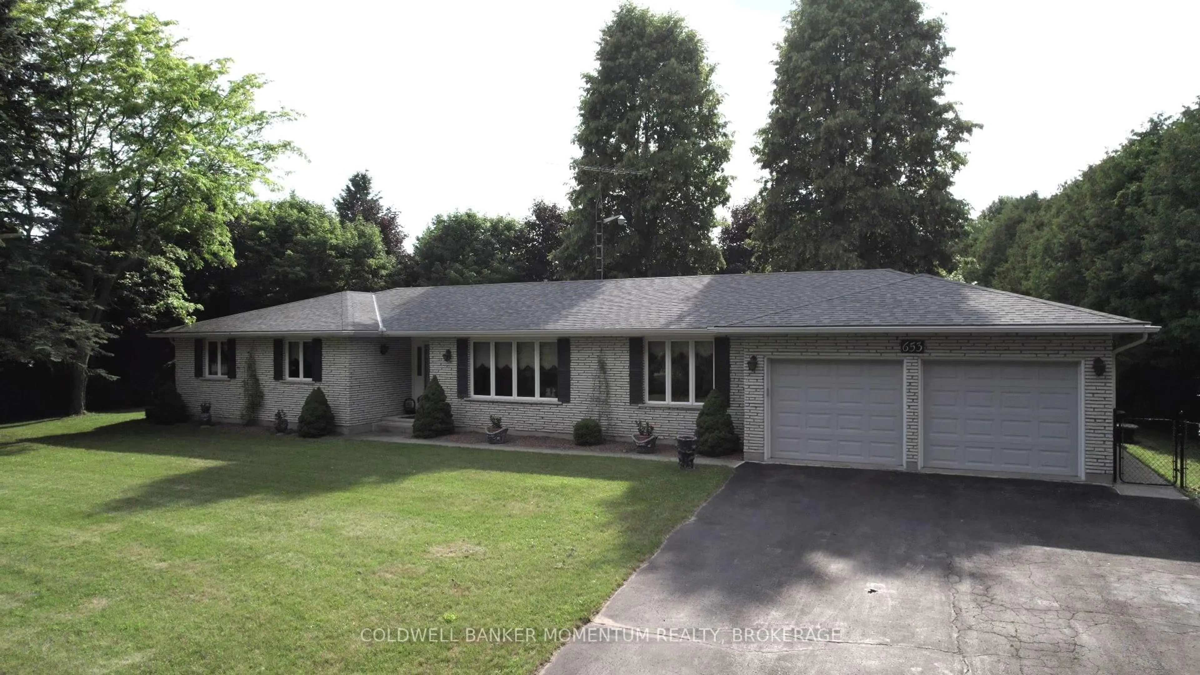 Home with vinyl exterior material, street for 653 Old 24 Highway, Norfolk Ontario N0E 1Y0